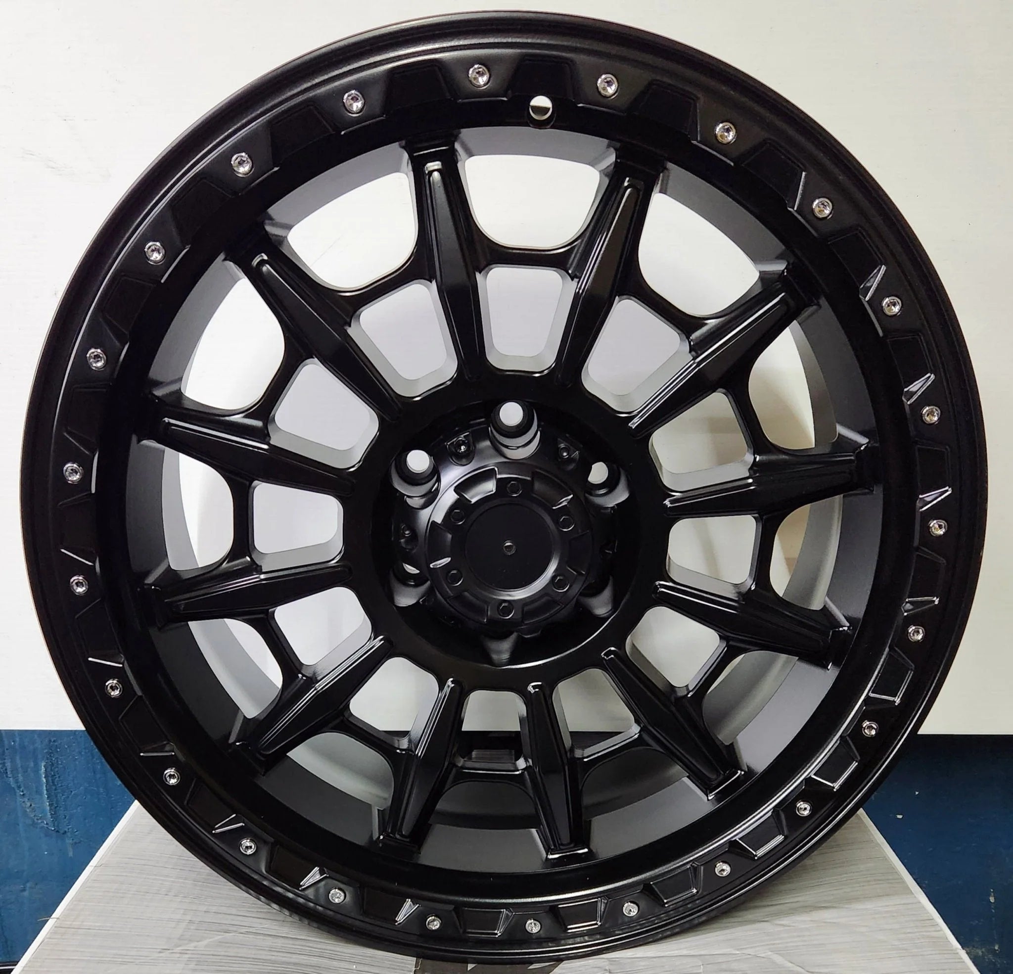 JT200 20X9.0 6X5.5 MB+CHROME RIVETS CB110.1 ET 0