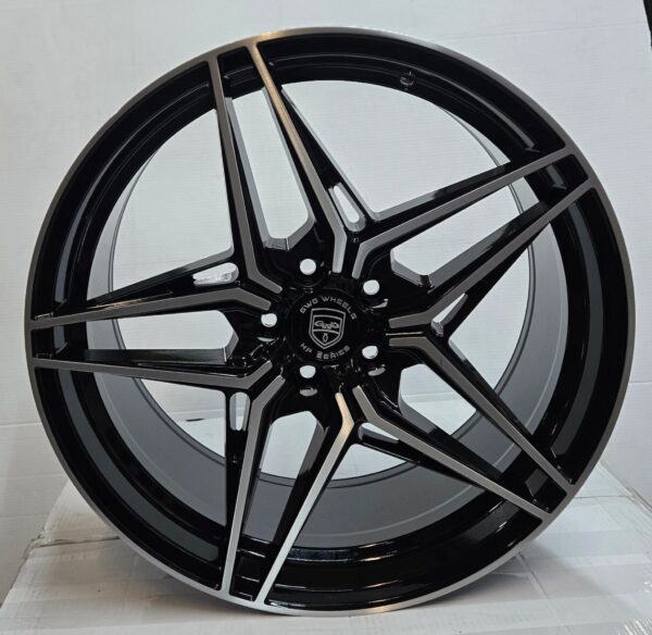 GWG HP5 20X9.0 5X114.3 PIANO BLACK MACHINED FACE CB74.1 ET35