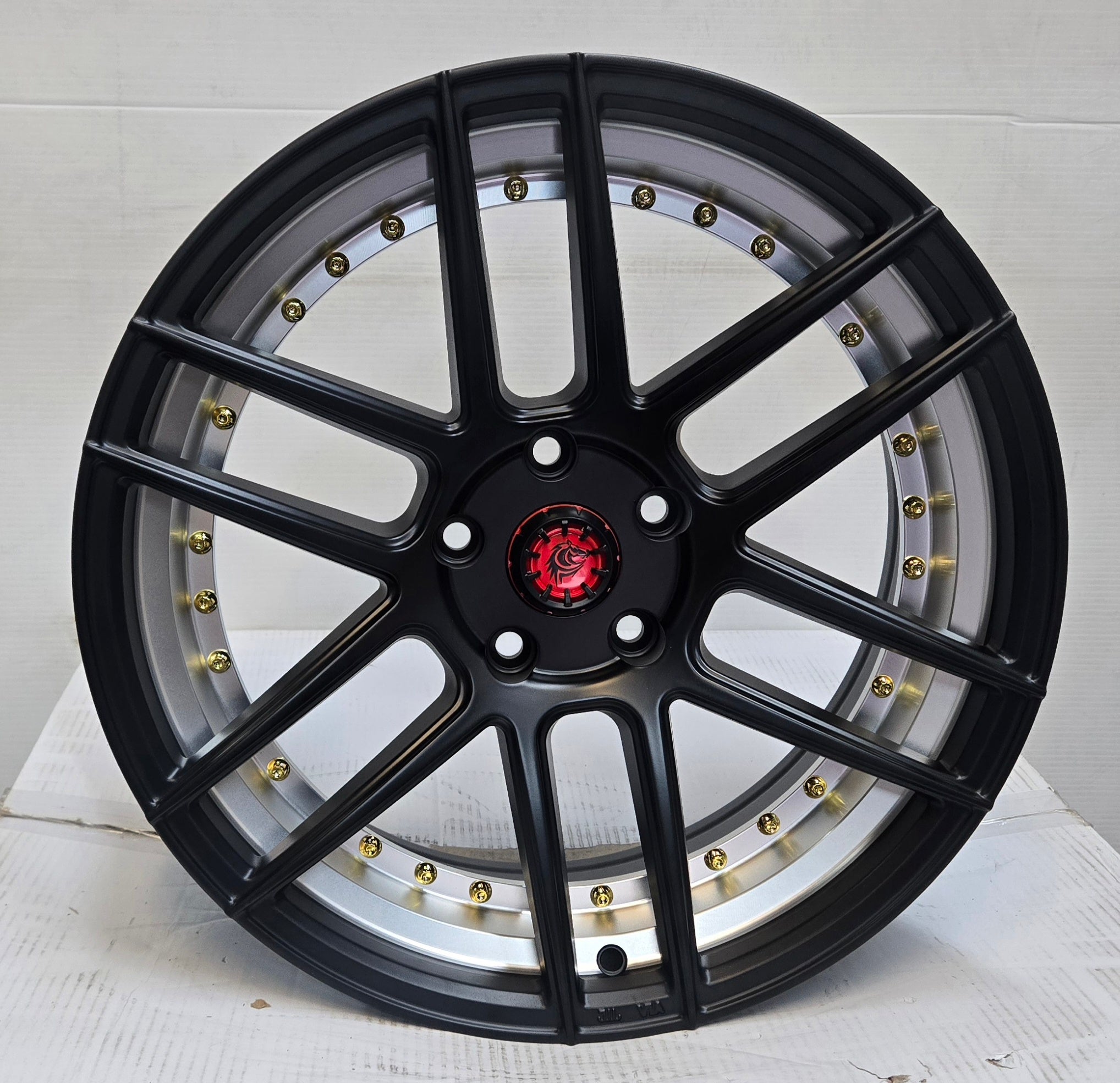 PW-RD4 18X8.0 5X114.3 MATT BLACK+UC+GOLD CB73.1 ET35