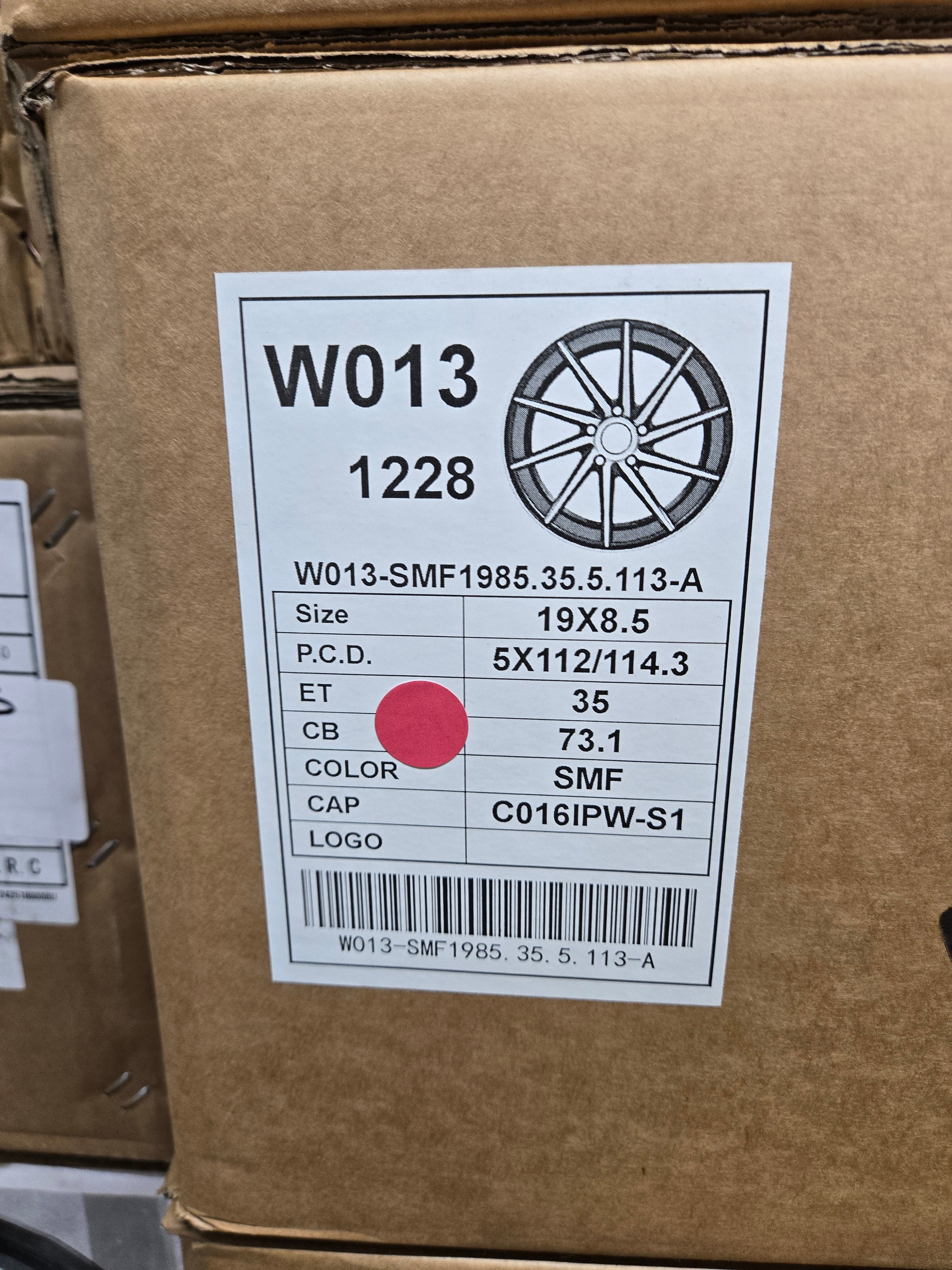 W013 19x8.5 5x112 5x4.5 SILVER CB73.1 ET35