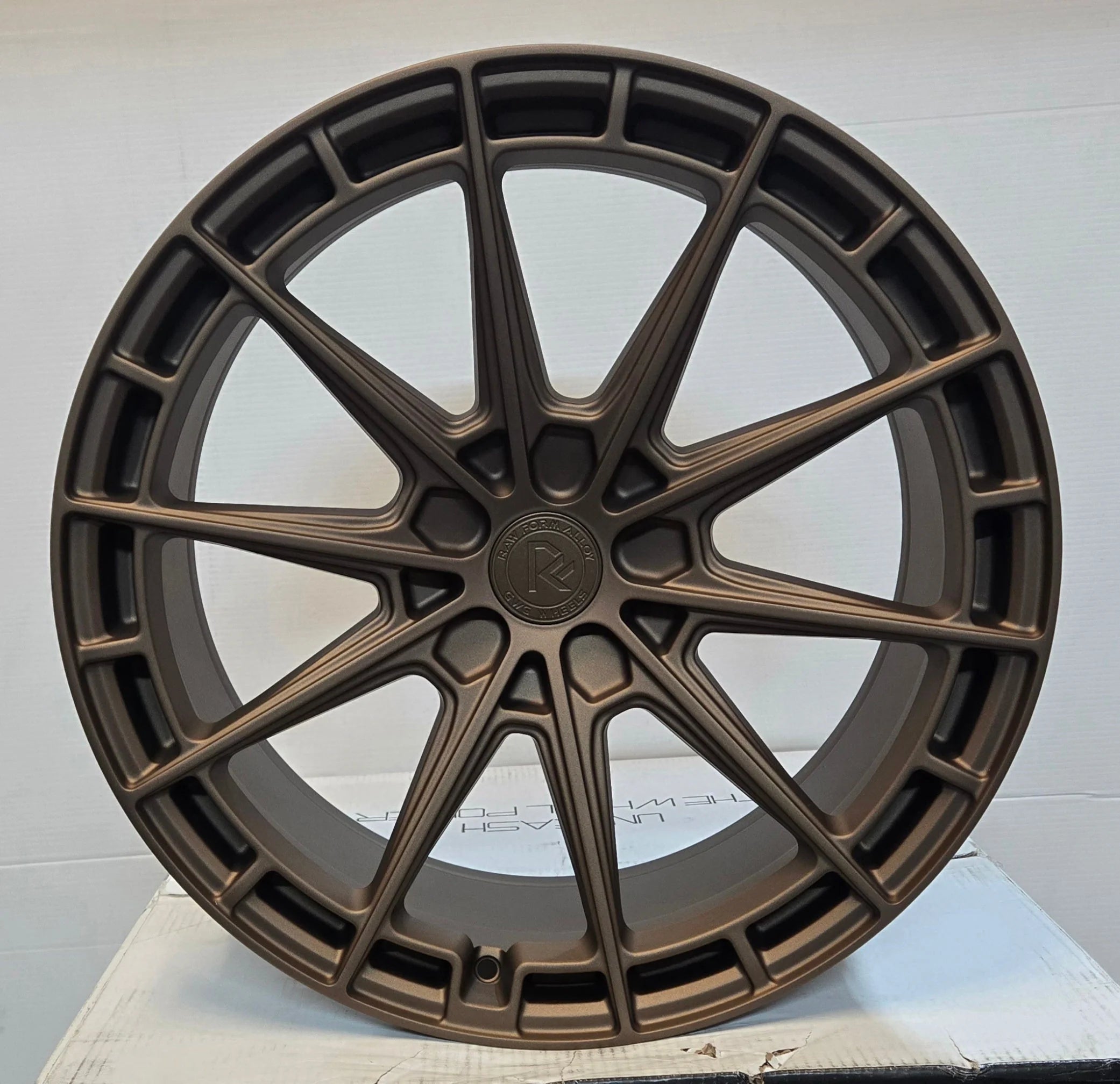 GWG RF8 20X9.0 BLANK SATIN BRONZE CB74.1 ET35