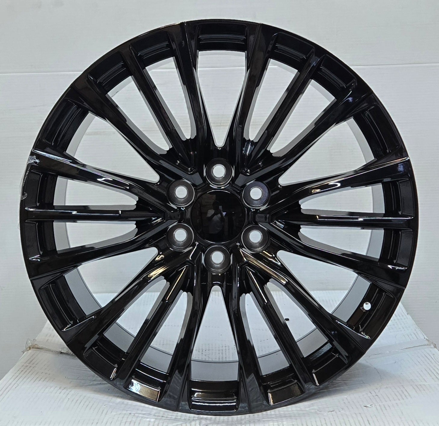 RS44 22X9.0 6X139.7 GLOSS BLACK CB78.1 ET28