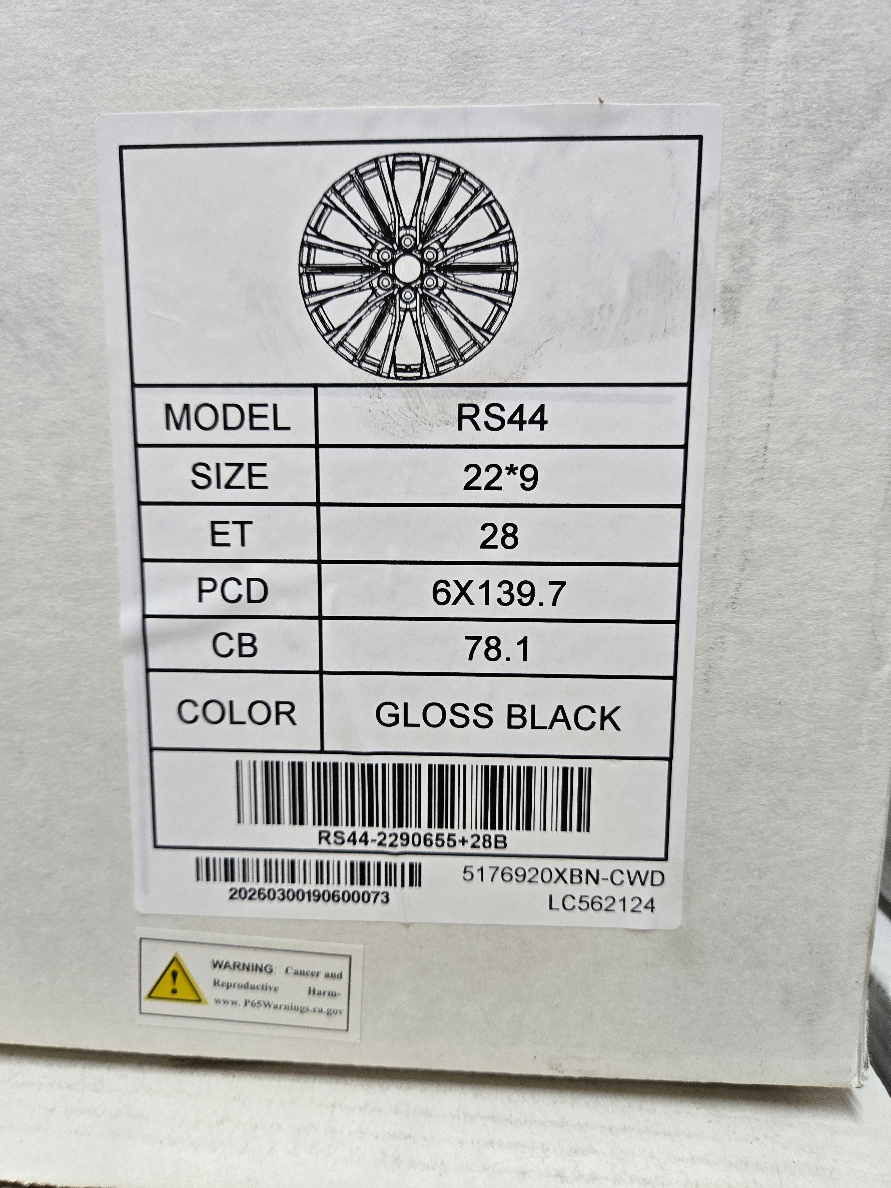 RS44 22X9.0 6X139.7 GLOSS BLACK CB78.1 ET28
