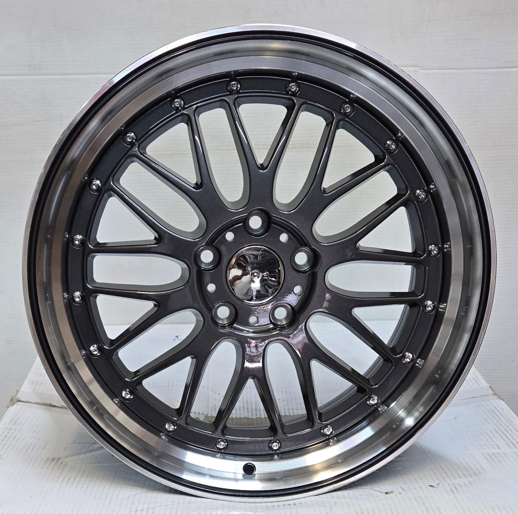 MAKSTTON GOTHIC-002 19X9.5 5X120 GUNMETAL CB72.6 ET35