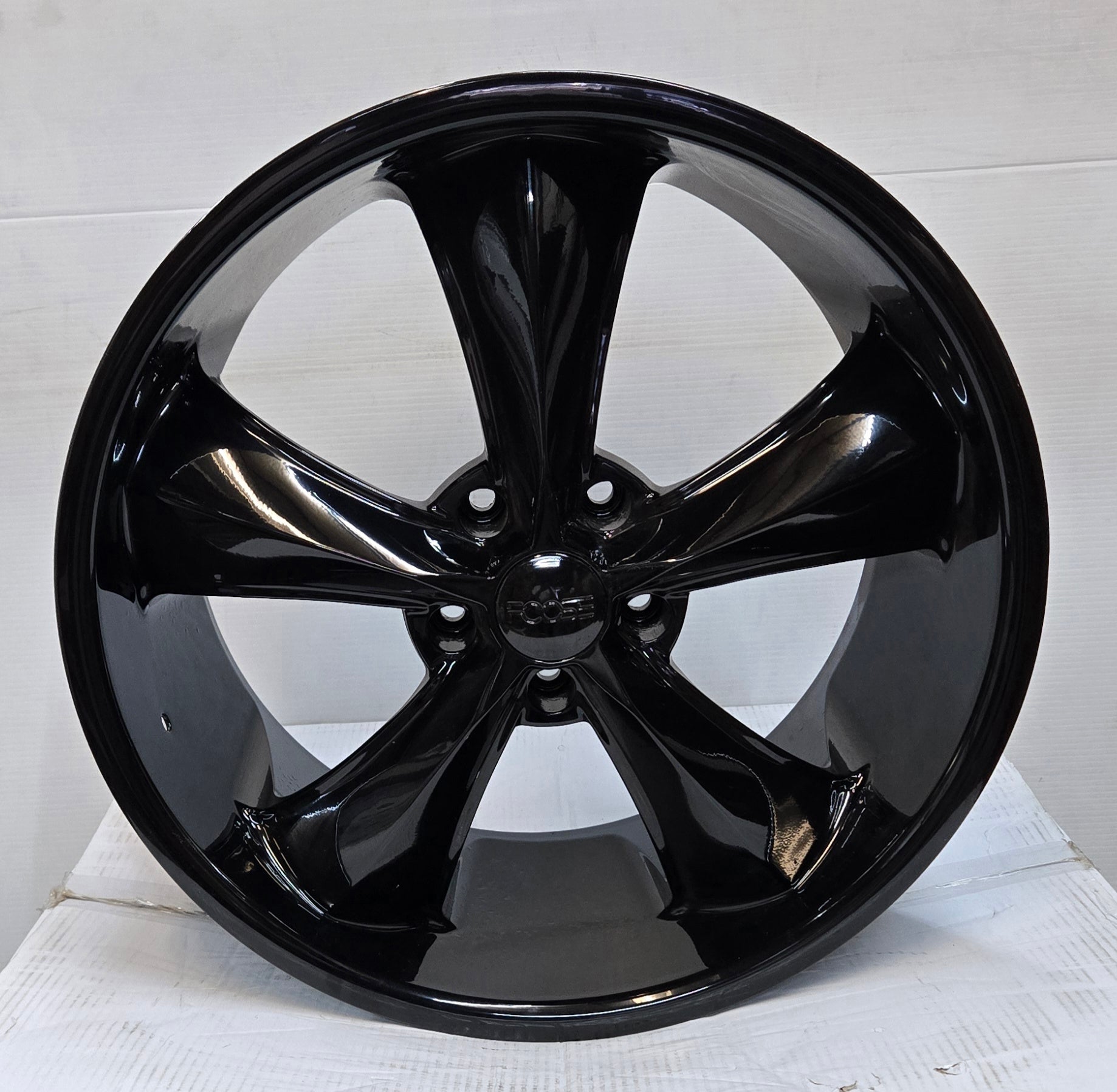 FOSSE WHEELS LEGEND 20X8.5 5X120 GLOSS BLACK CB74.1 ET20