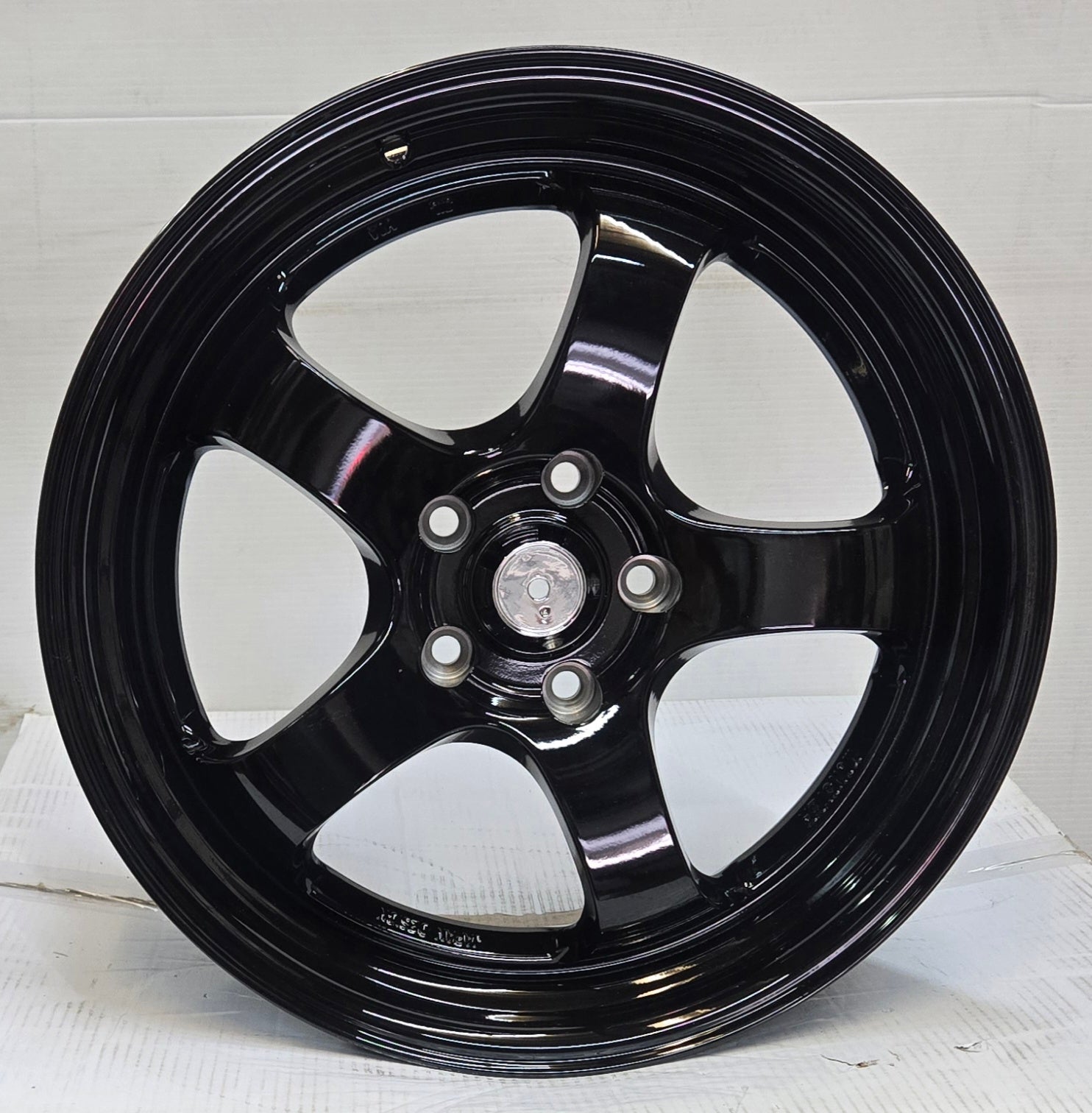 ZS004 18X8.0 5X112 5X114.3 PIANO BLACK CB73.1 ET35