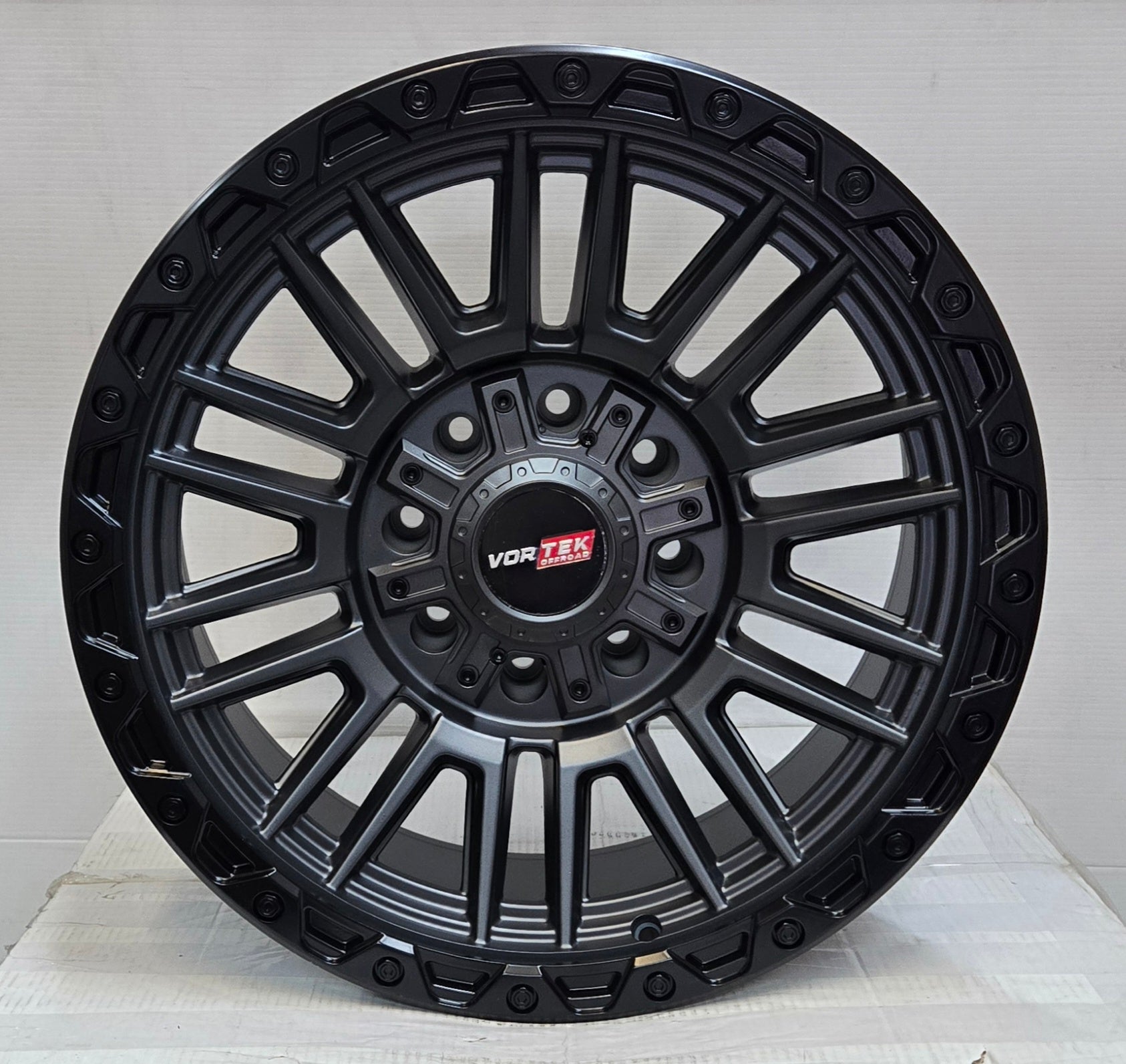 VPT-604 20X9.5 8X165 8X170 MATTA TITANIUM BLACK RING CB125.1 ET18