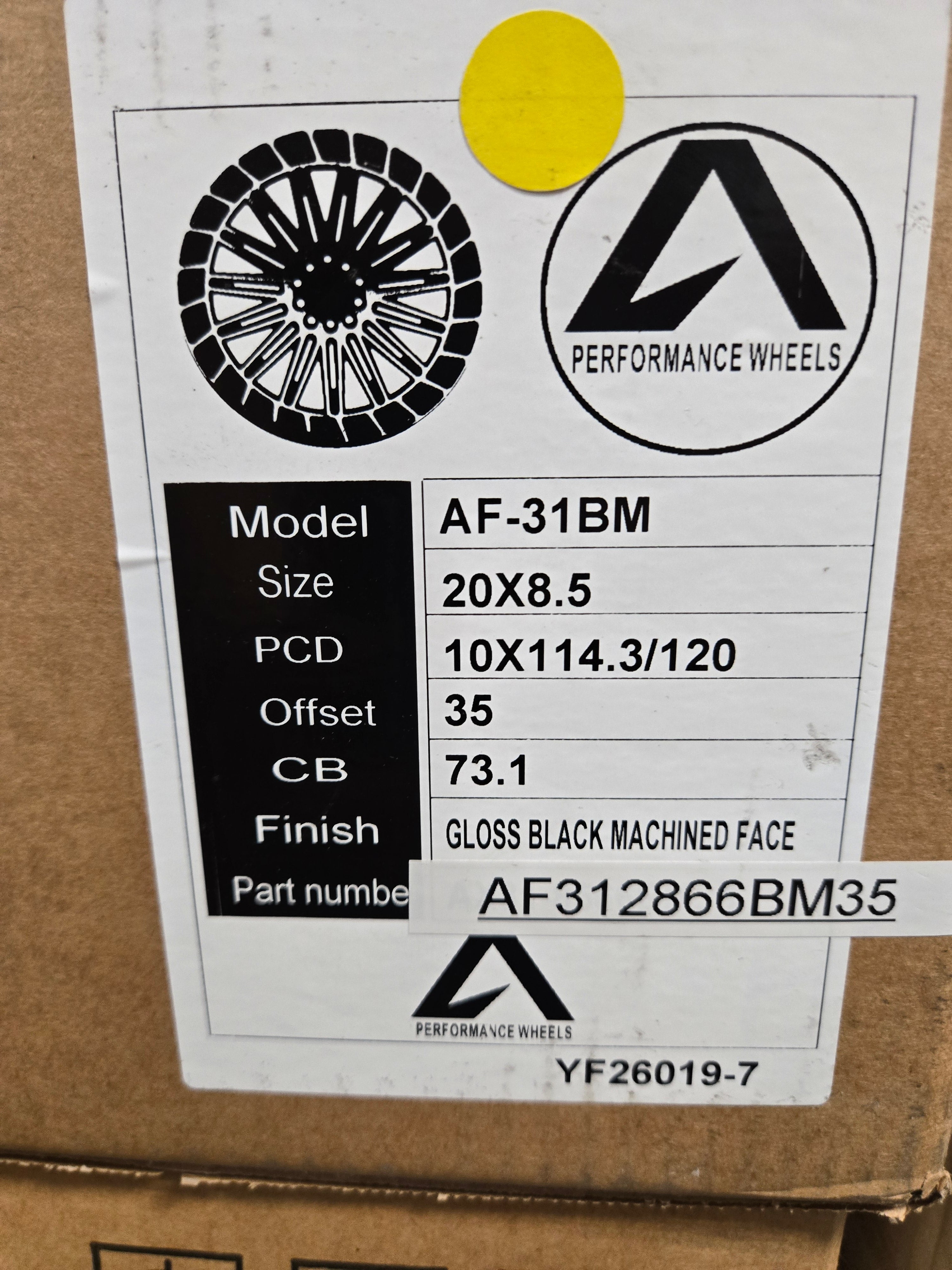 AXIA AF-31 20X8.5 5X114.3 5X120 GLOSS BLACK MACHINED FACE CB73.1 ET35