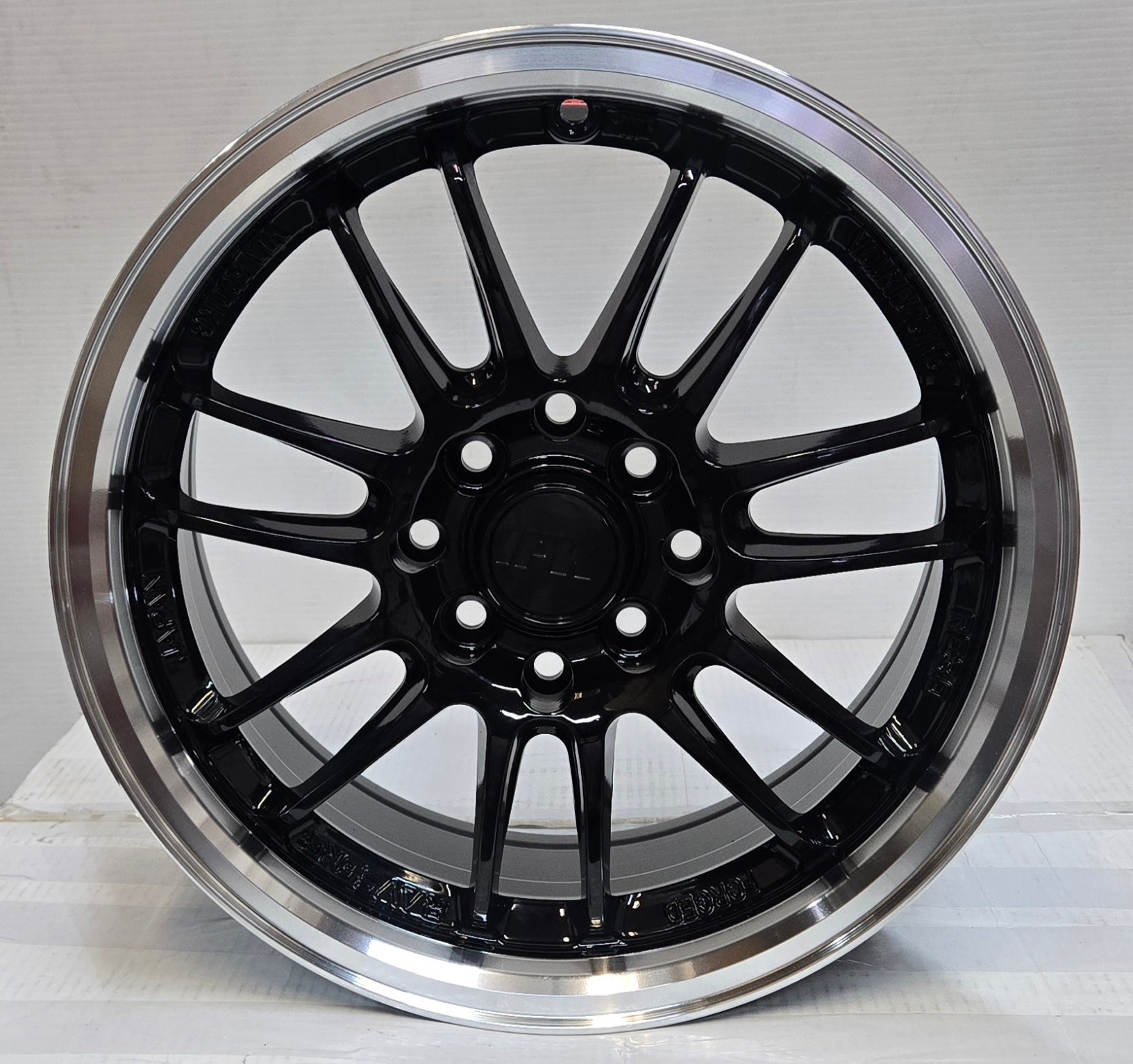 W560 15X7.0 4X100 4X114.3 BLACK MACHINED FACE CB73.1 ET35
