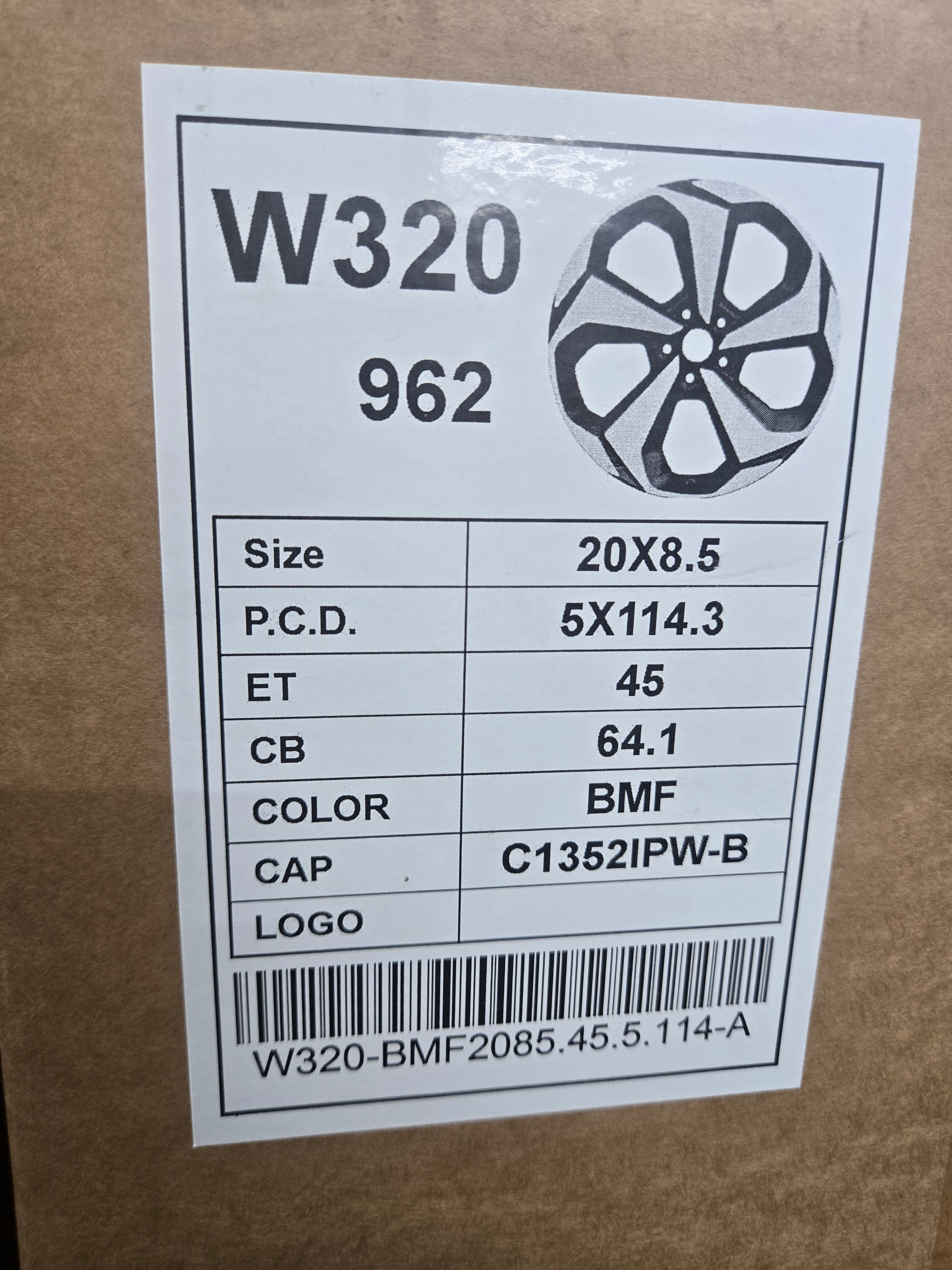 W320 20X8.5 5X114.3 PIANO BLACK MACHINED CB64.1 ET45
