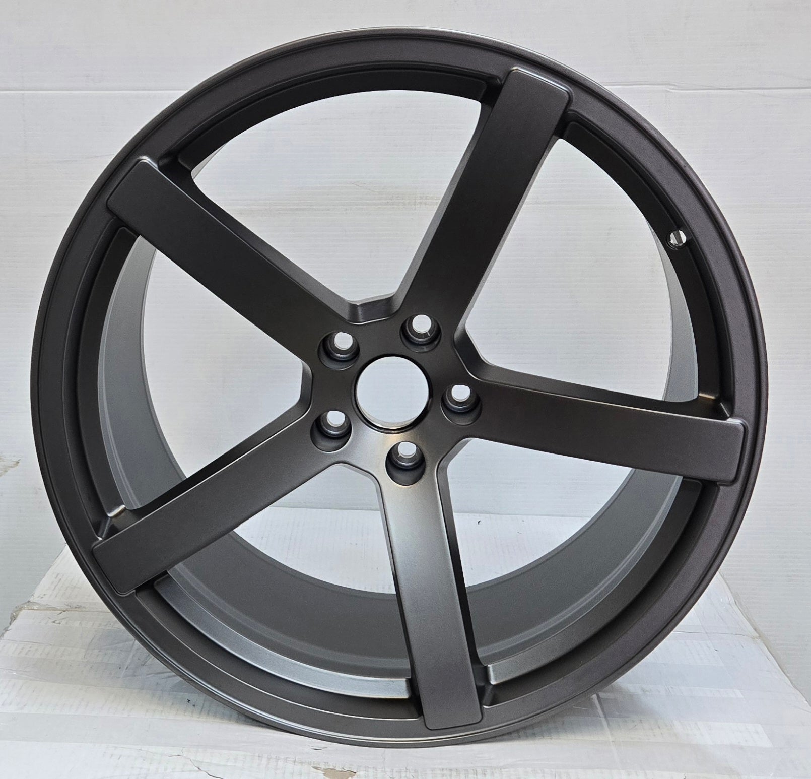 YH6079 20X10.0 5X112 MATT GUNMETAL CB66.6 ET28