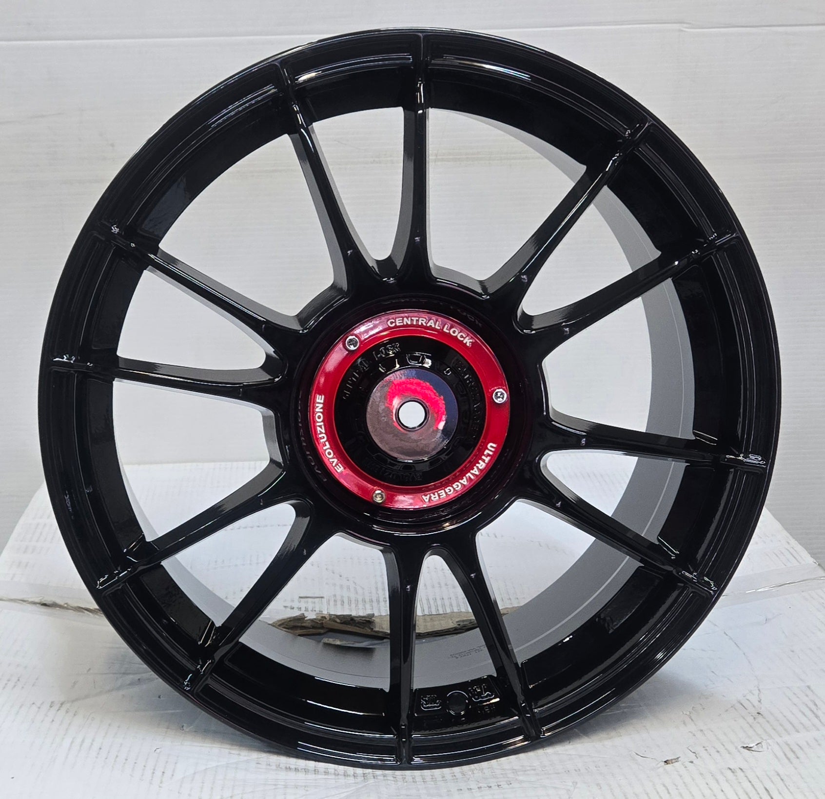 0256 321 ULTRALEGGERA 17X7.5 5X100 5X114.3 5X112 PIANO BLACK CB73.1 ET40