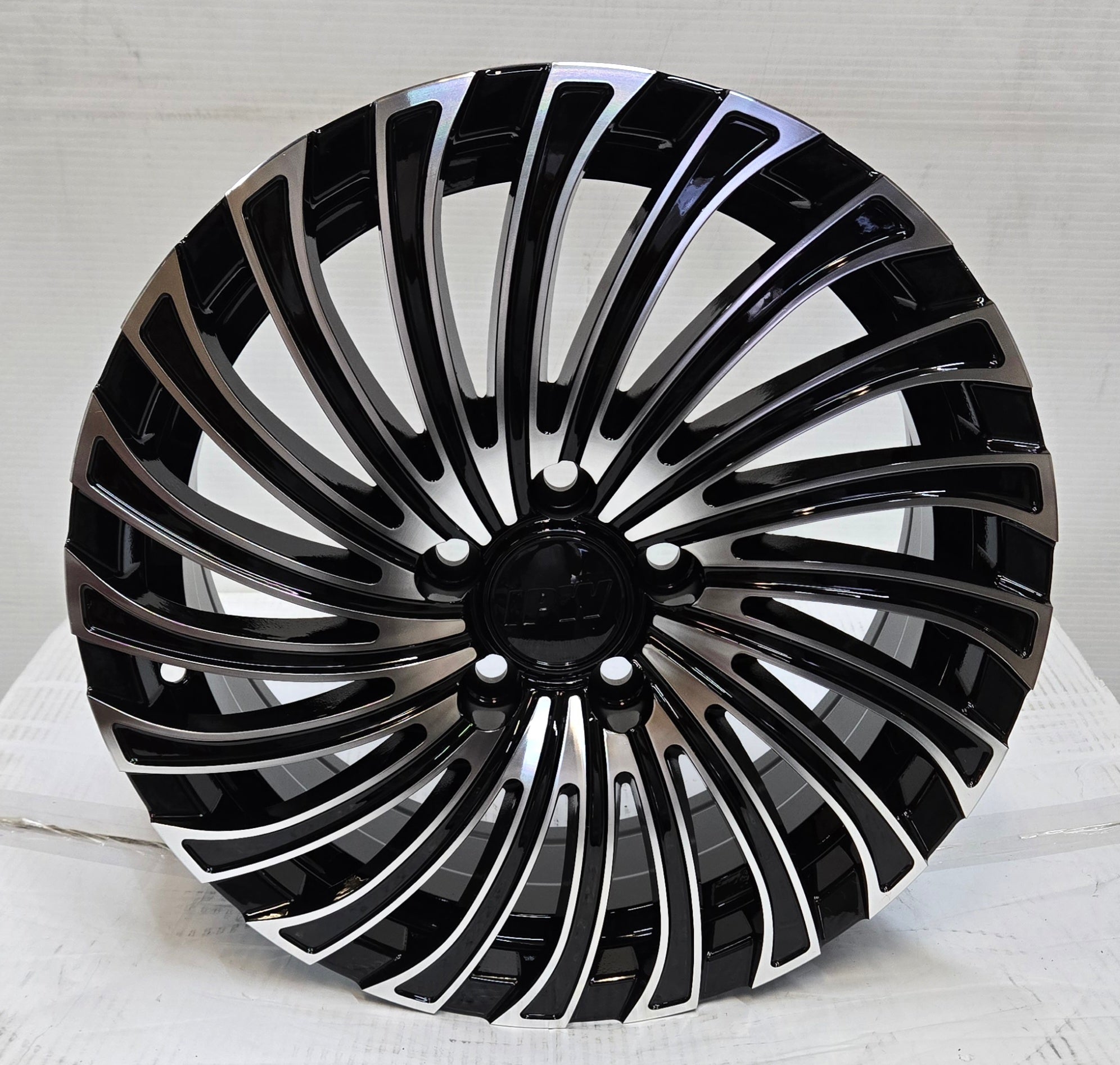 W1209 15X6.5 5X100 BLACK MACHINED FACE CB73.1 ET35