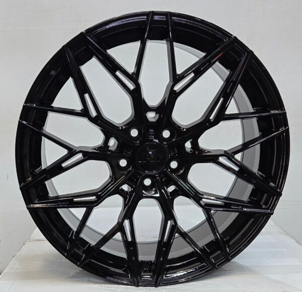 W019 19X8.5 5X112 5X114.3 GLOSS BLACK CB73.1 ET35