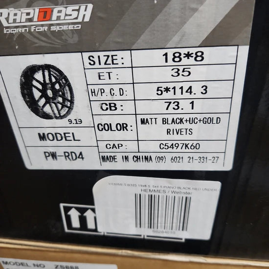 RAPIDASH -PW-RD4 18X8 5X4.5 MATT BLACK+UC+ GOLD RIVETS