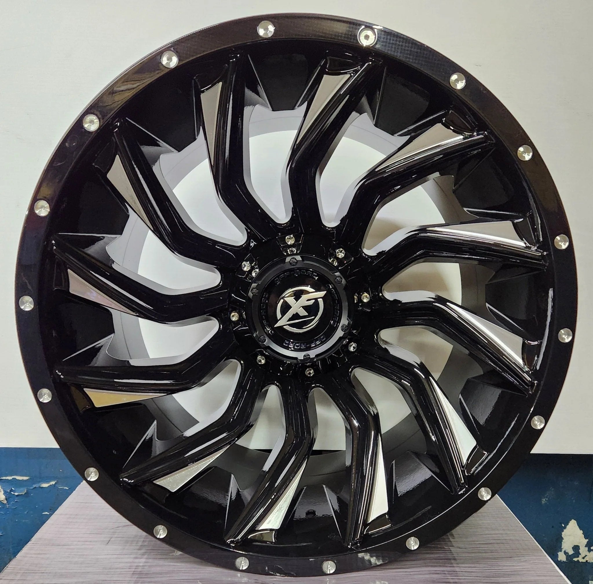 XF224 20X12 5X114.3 5X127 PIANO BLACK MACHINED MILLED