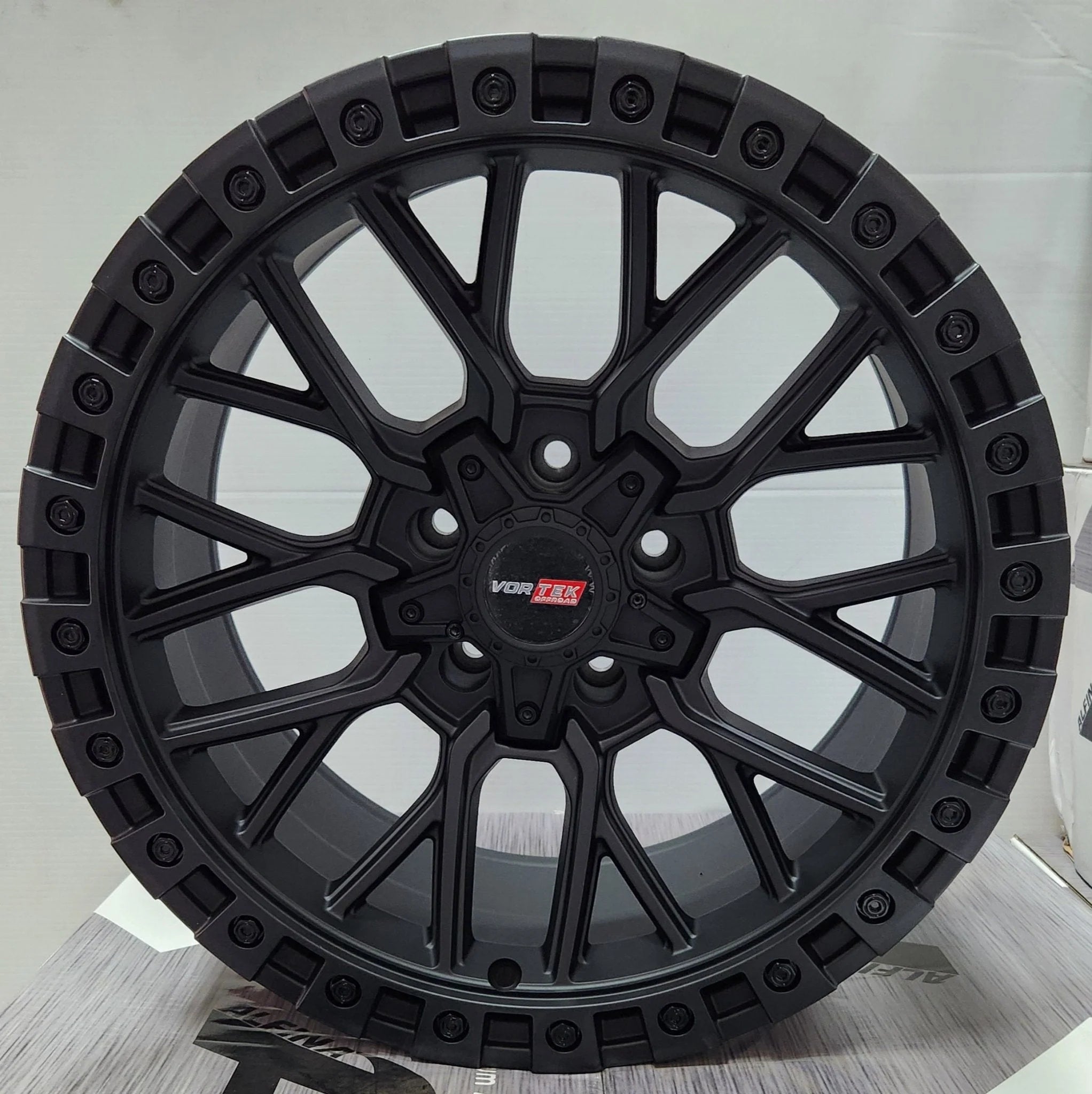 VORTEK VRT-608 18X9 5X127 5X139.7 MATTE BLACK