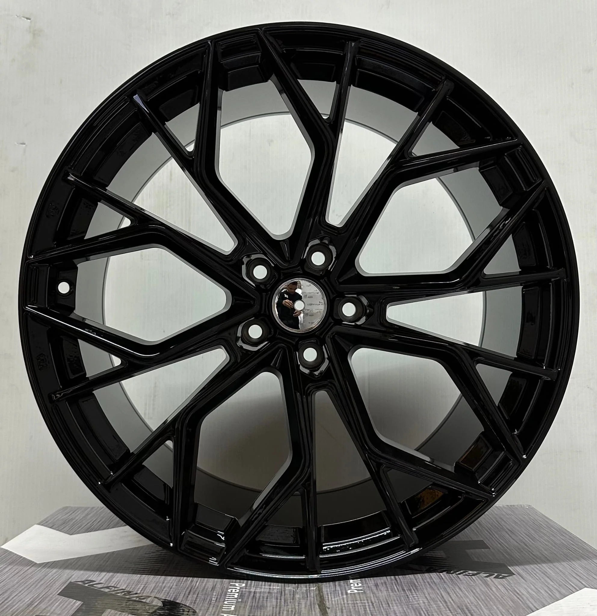PEGASUS-5558 AF03 22x10.5 5x112 / 5x114.3 GLOSS BLACK