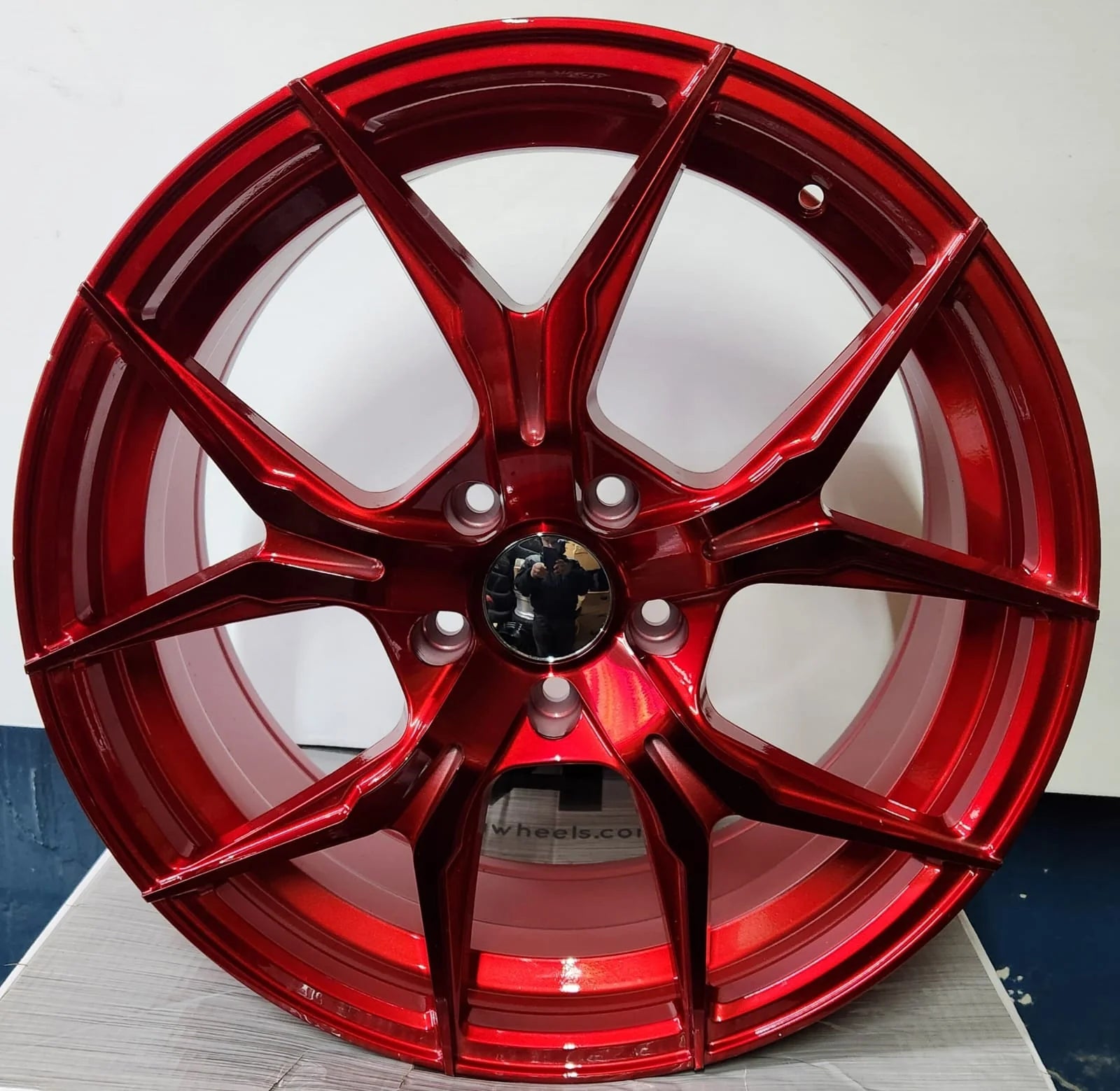 W531 19x9.5 5x120 RED