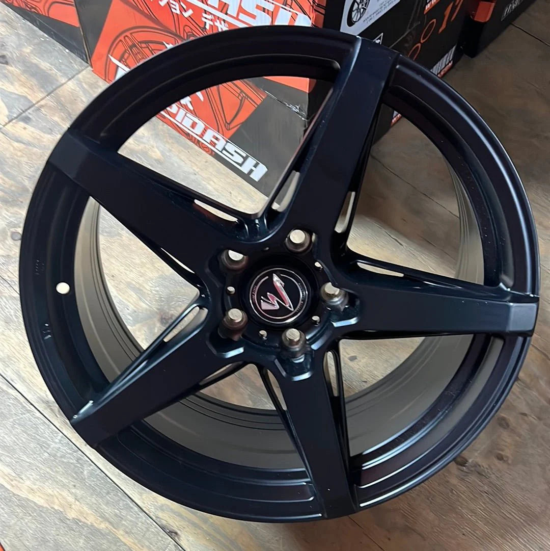 PEGASUS 716 18x8.5 5x114.3 MATTE BLACK