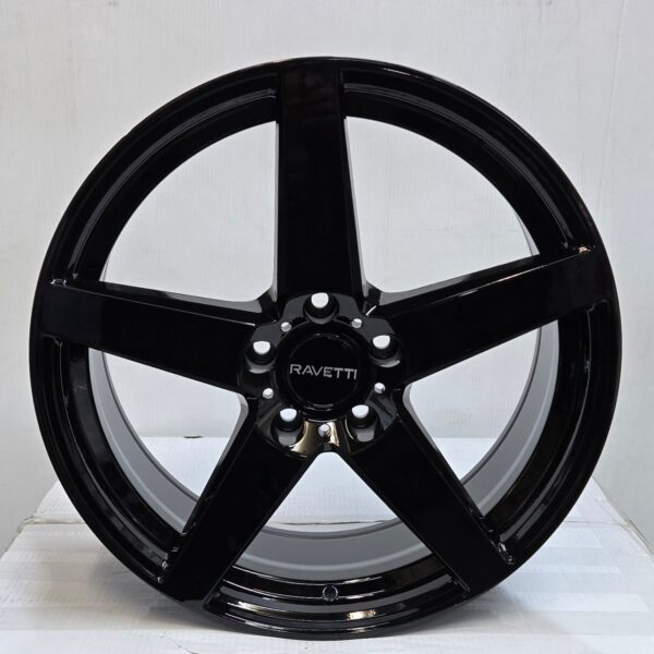 RAV-M13 18X8.0 5X114.3 GLOSS BLACK