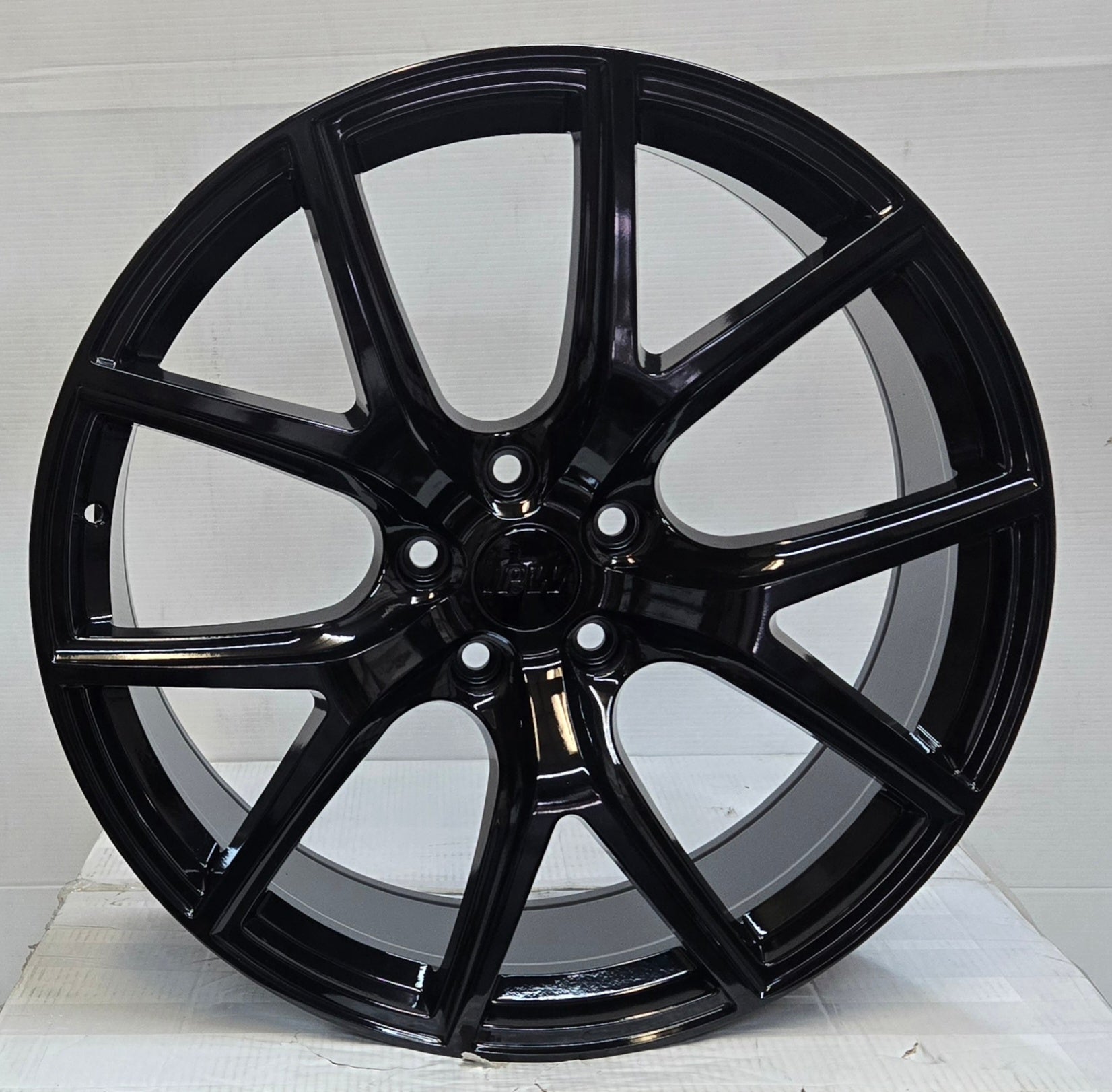 W571 20X9.0 5X127 GLOSS BLACK CB71.1 ET32