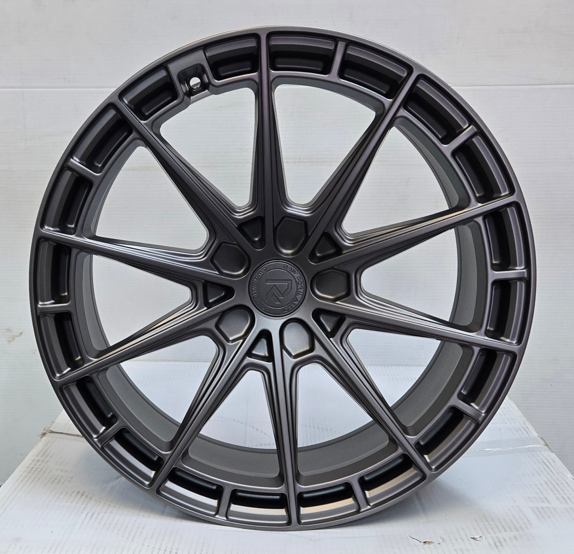 GWG RF8 20X9.0 BLANK SATIN GUNMETAL CB74.1 ET33