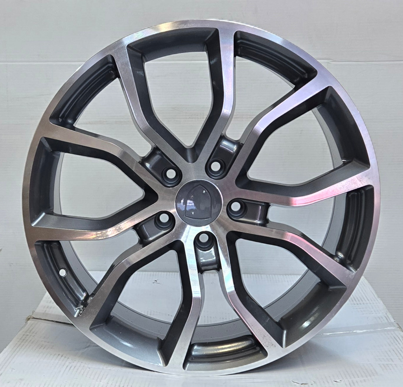 868 21X9.5 5X130 GUNMETAL MACHINED FACE