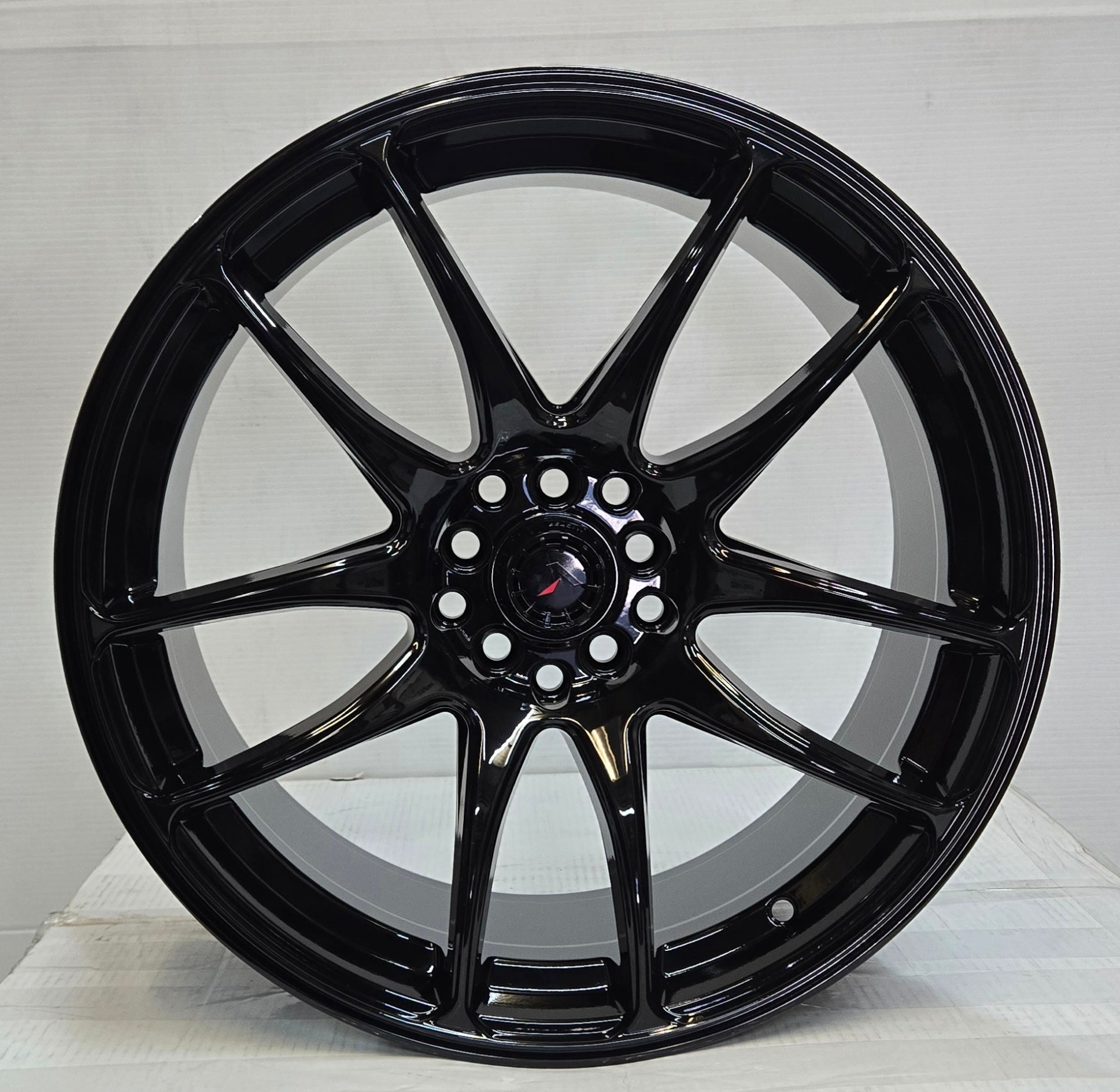 AXIA AF-100 18X8.5 5X100 5X114.3 GLOSS BLACK CB73.1 ET35
