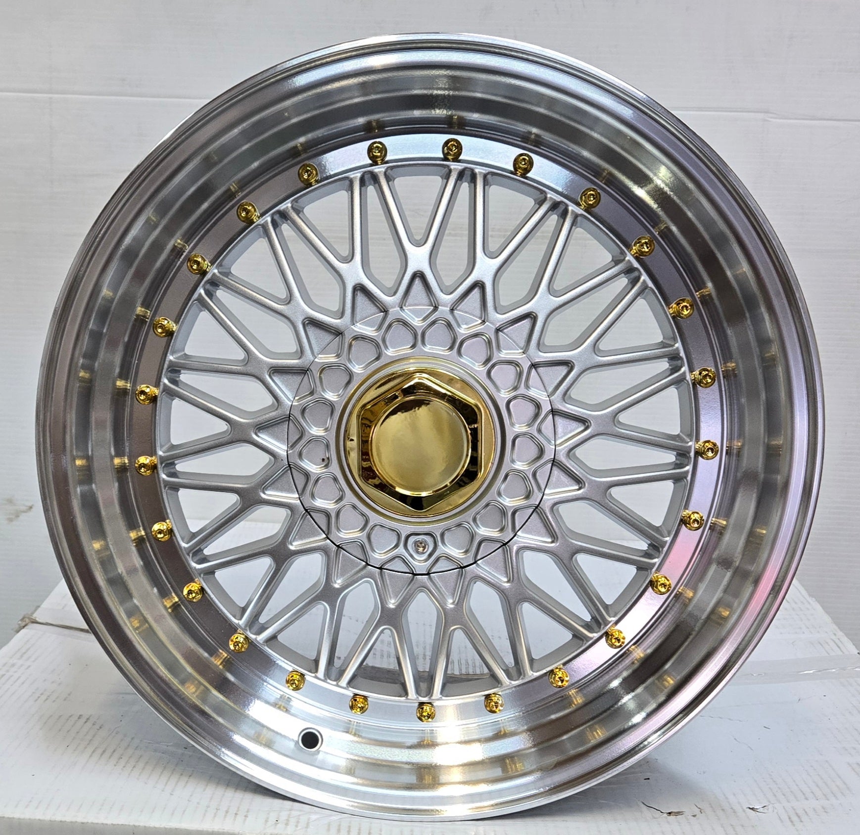 171701 17X8.5 5X100 5X114.3 PEARL SILVER MACHINED LIP GOLD CB73.1 ET30