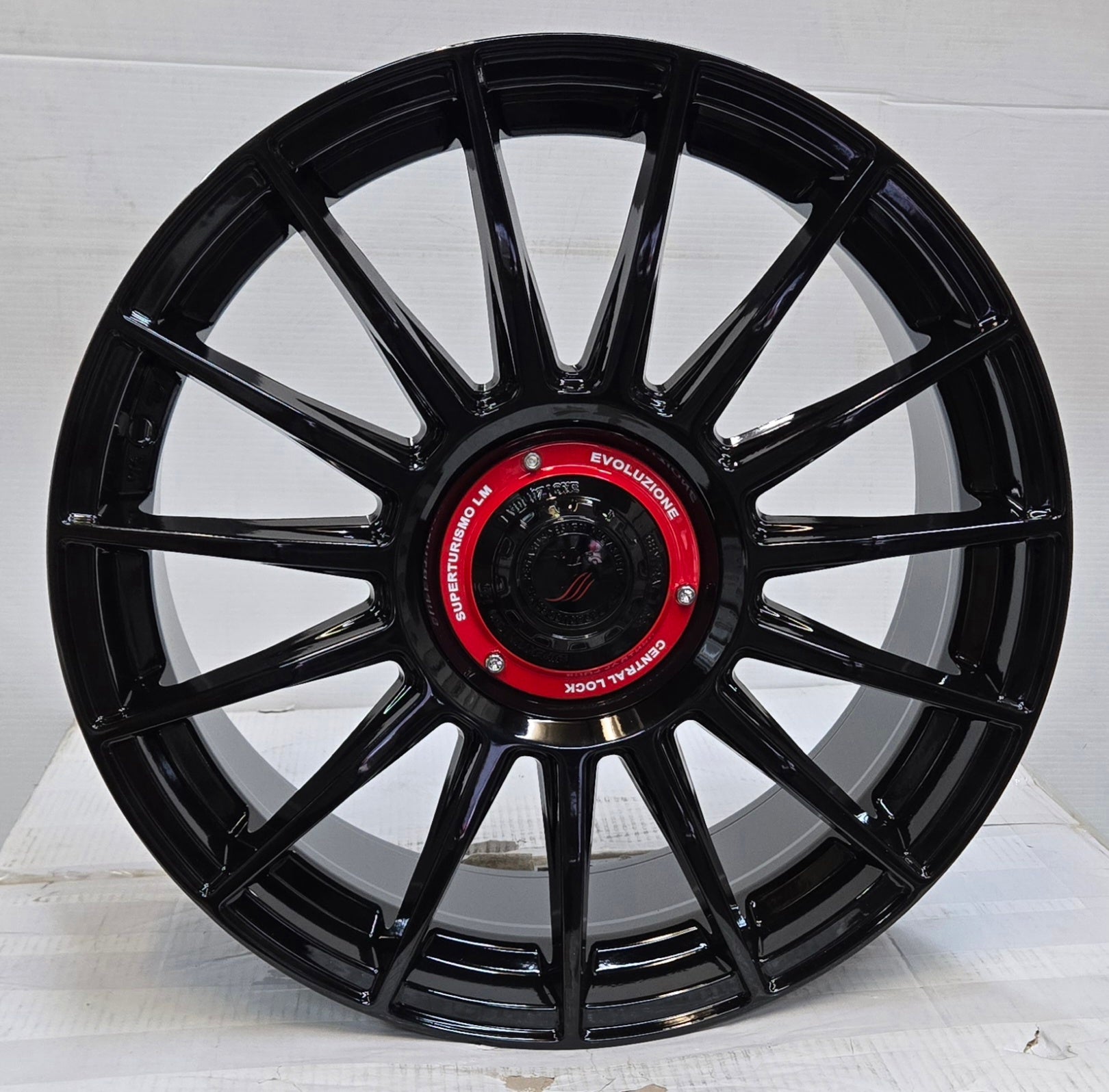 W1544 18X8.0 5X108 5X114.3 GLOSS BLACK CB73.1 ET35