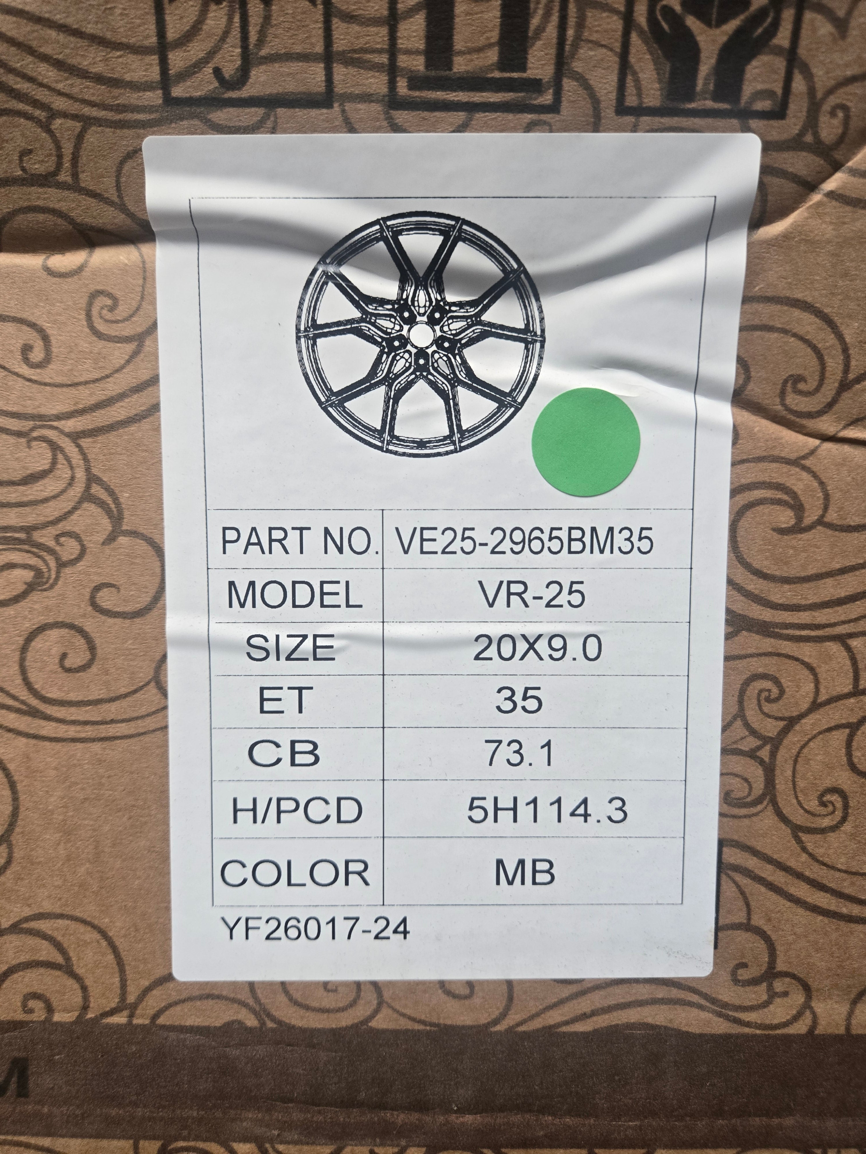 VELARO VR-25 20X9.0 5X114.3 GLOSS BLACK AND MACHINED SPOKES CB73.1 ET35