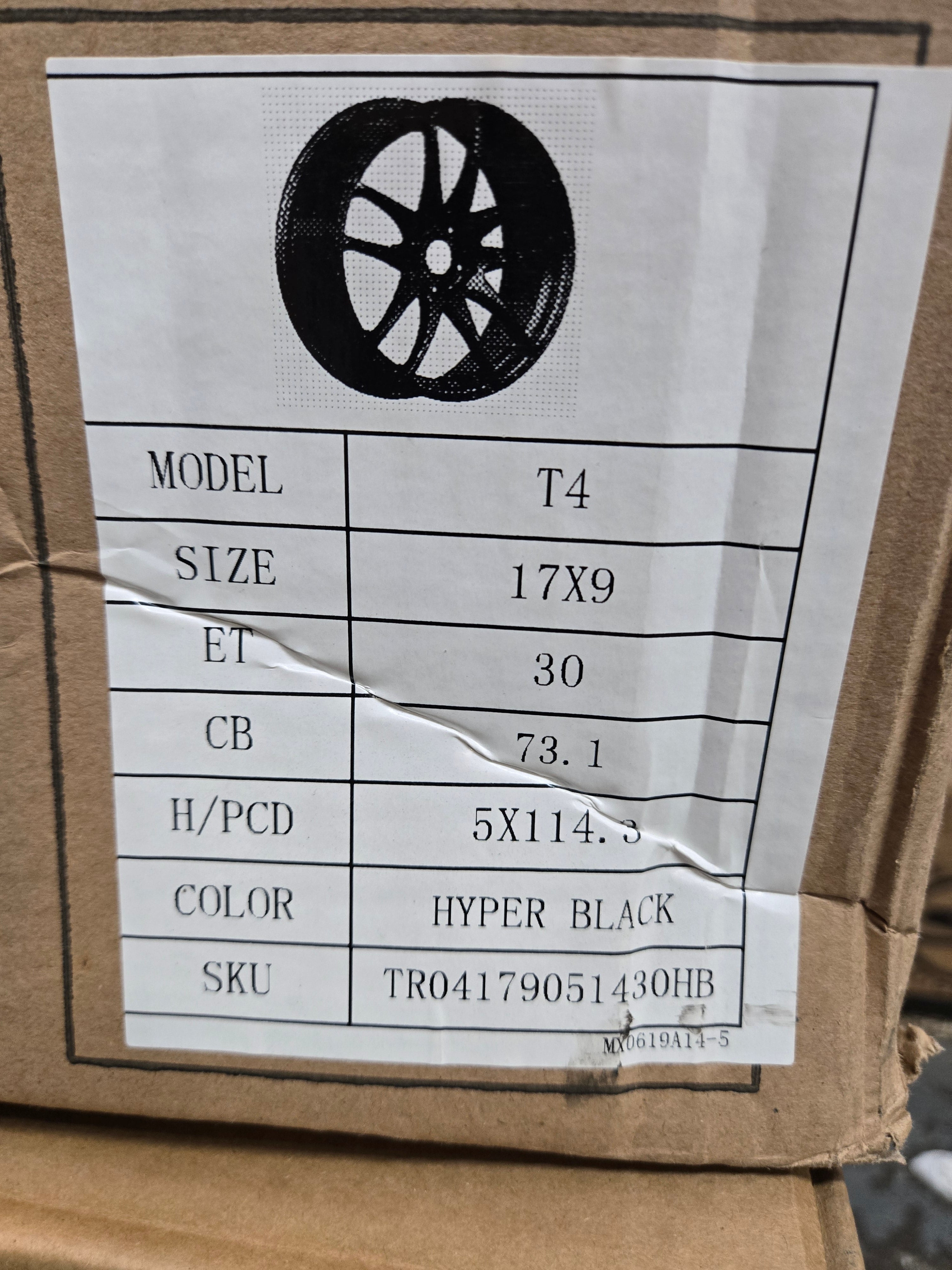 PEGASUSS T4 17X9.0 5X120 HYPER BLACK CB73.1 ET30