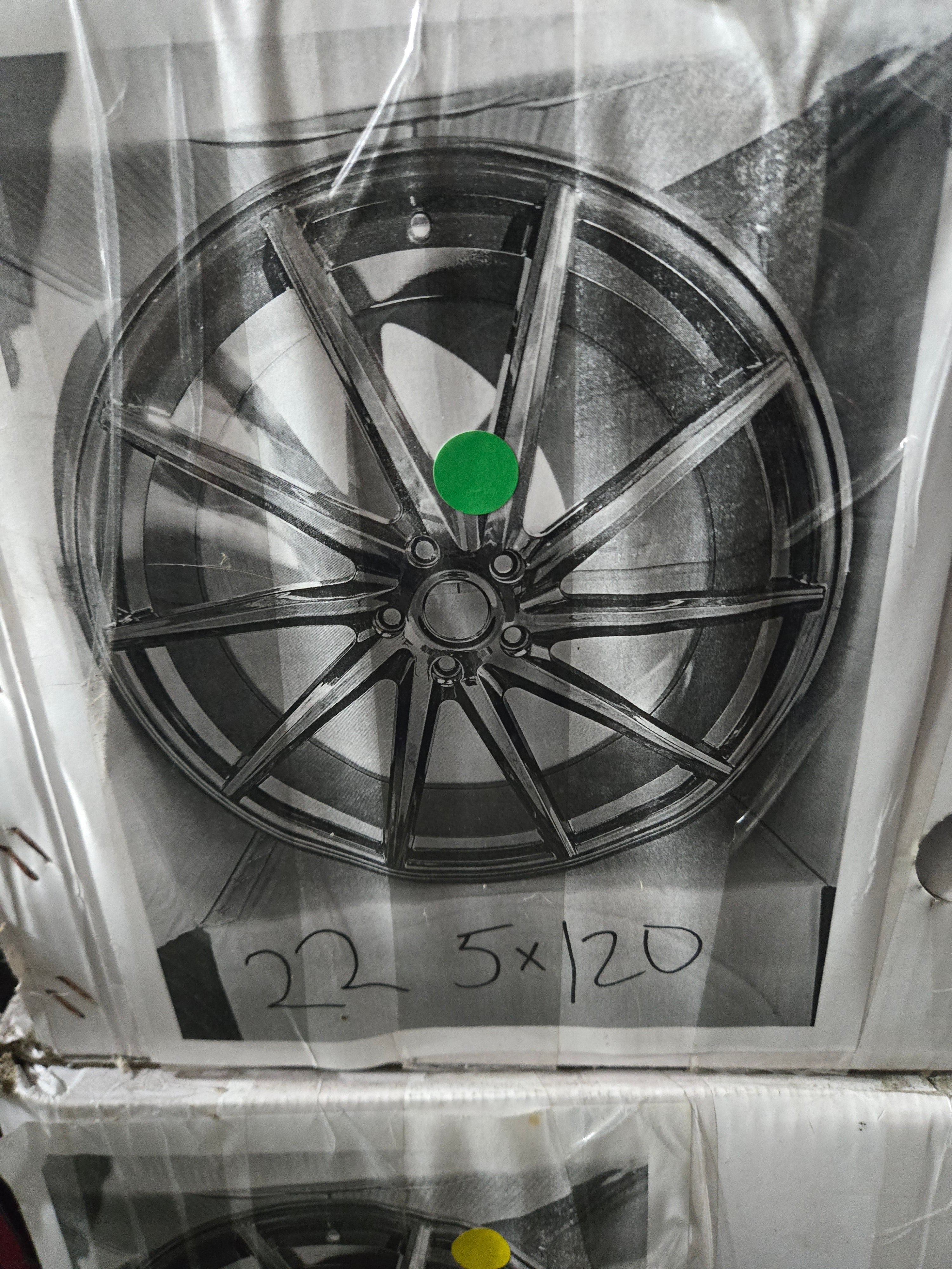 AF301 22X9.0 5X120 GLOSS BLACK CB74.1 ET38