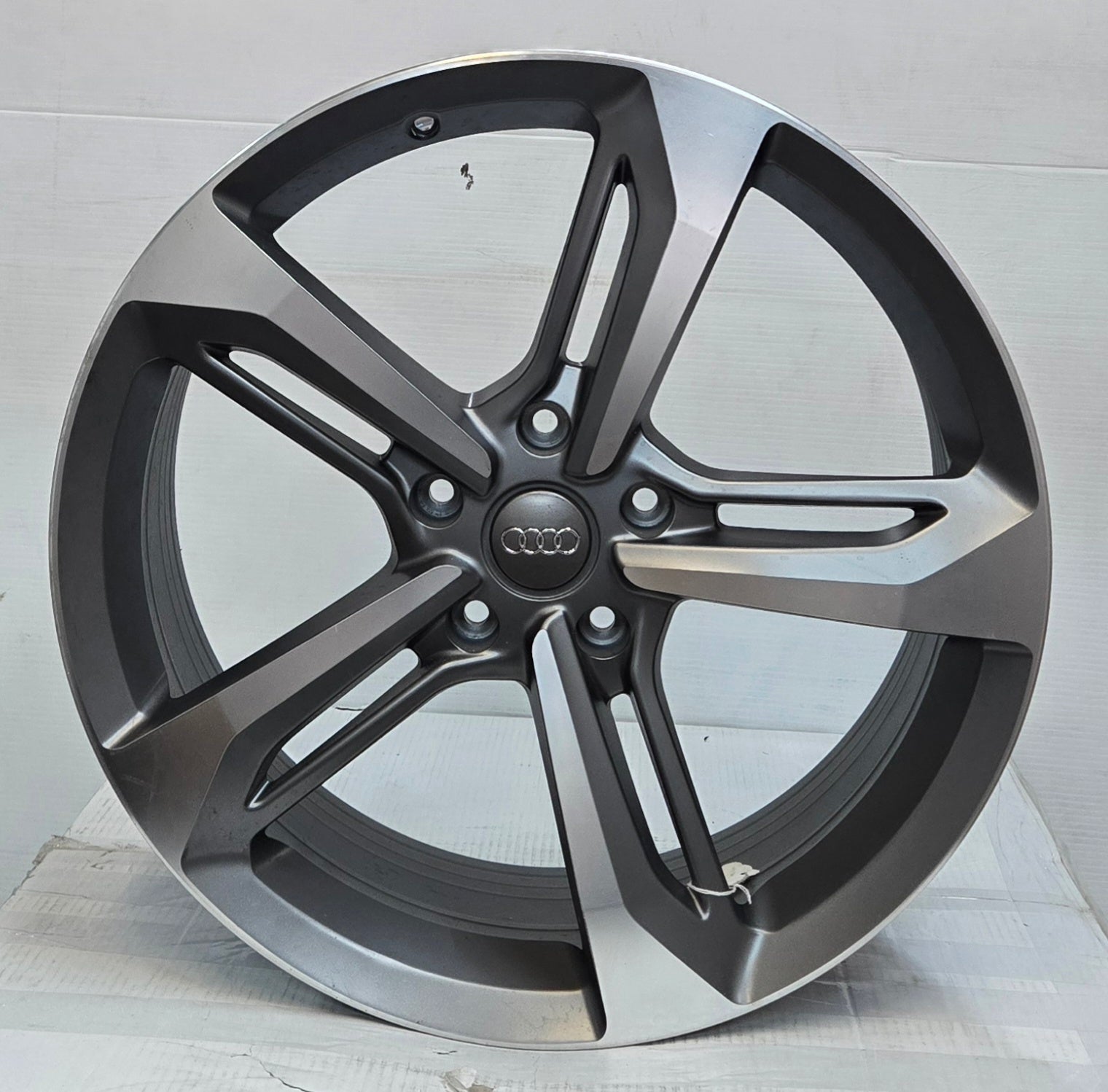 FR992 21X9.0 5X130 GUNMETAL CB71.5 ET50