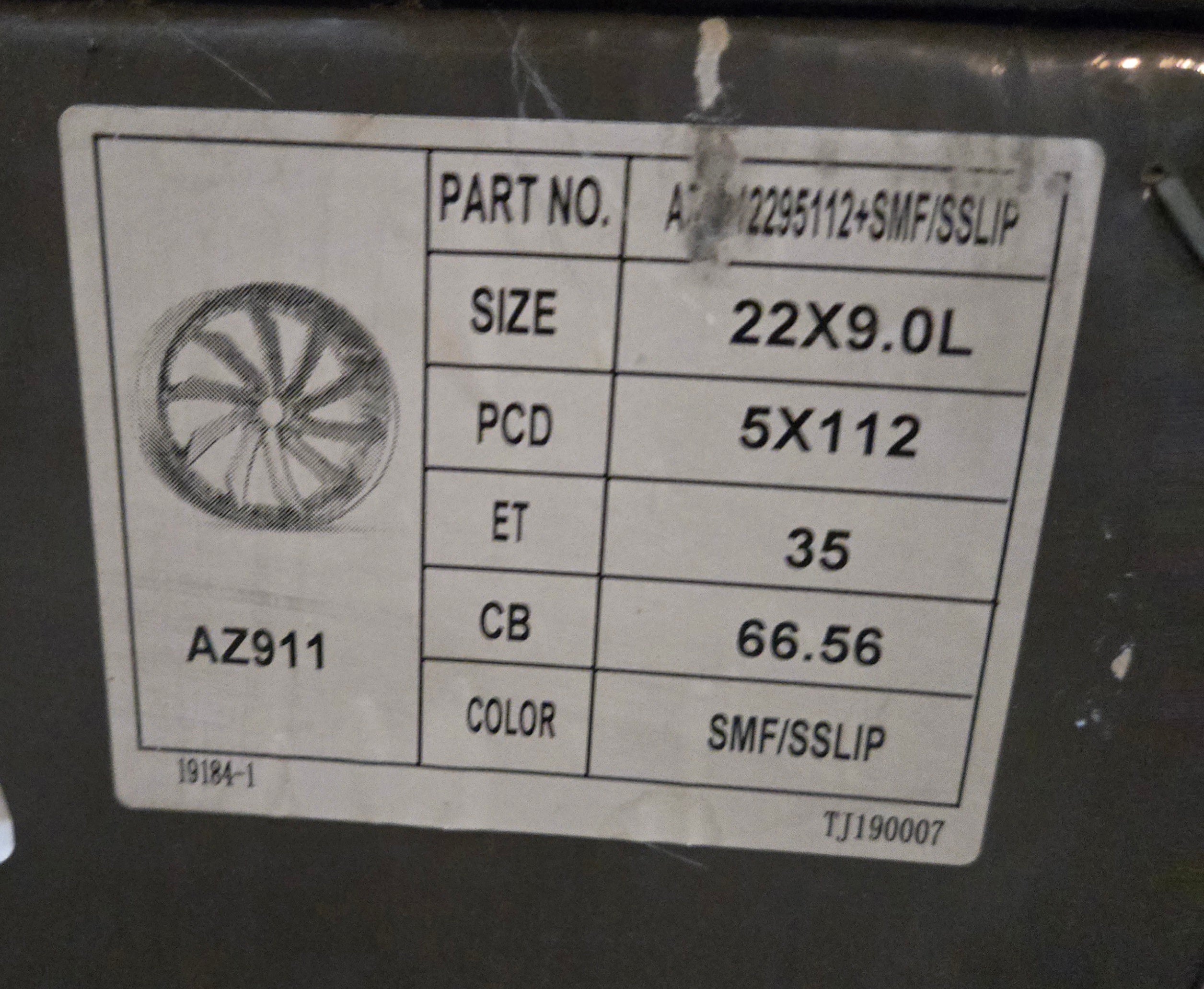 AZAD AZ23 22X9.0 5X112  SILVER SSLIP CB66.6 ET35