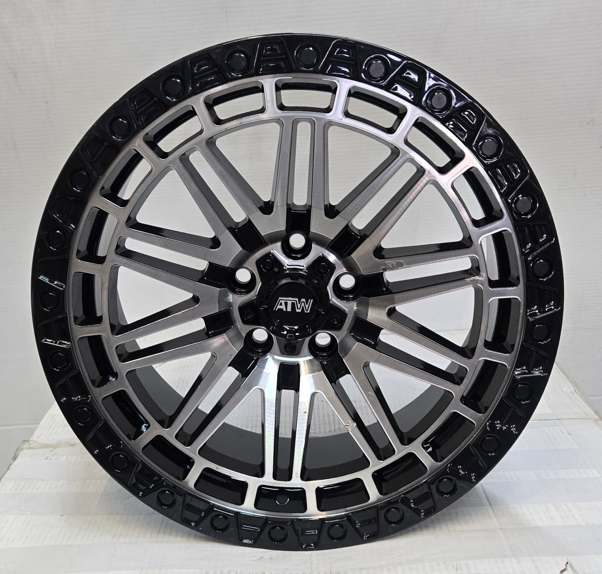 ATW YUKON 17X8.0 5X108 BLACK MACHINED CB73.1 ET30