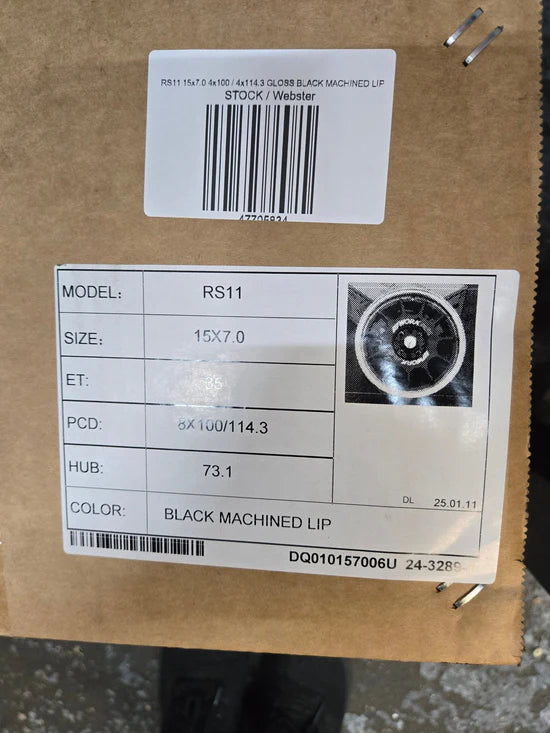 RS11 15x7.0 4x100 / 4x114.3 GLOSS BLACK MACHINED LIP