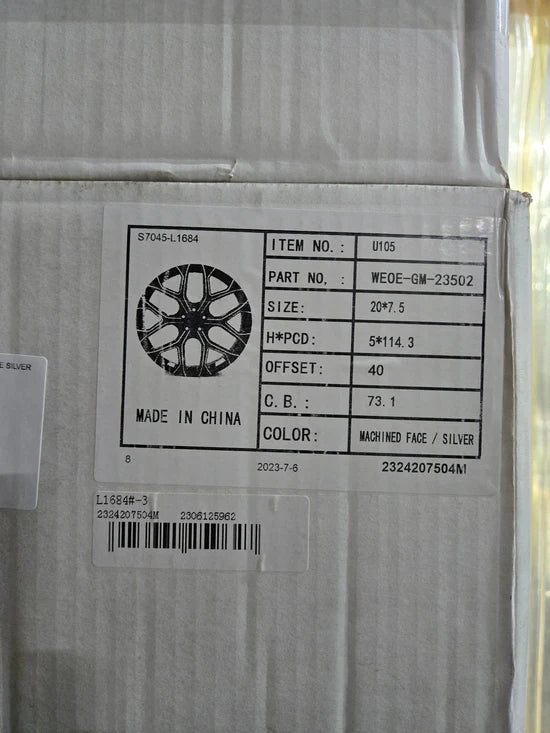 SNOWFLAKE U105 20x7.5 5x114.3 MACHINE FACE SILVER CB73.1 ET40