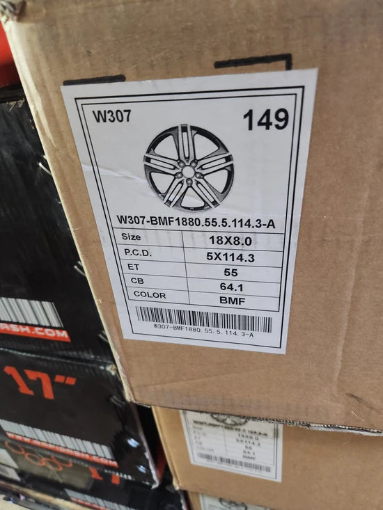 W307 18X8 5X114.3 BLACK MACHINES FACE