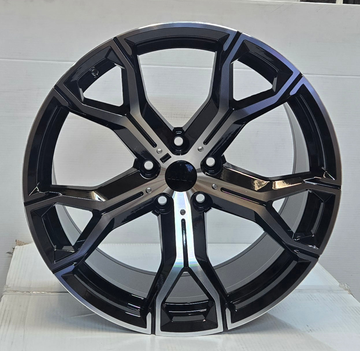W702 20X10.5 5X120 BLACK MACHINED FACE CB74.1 ET40