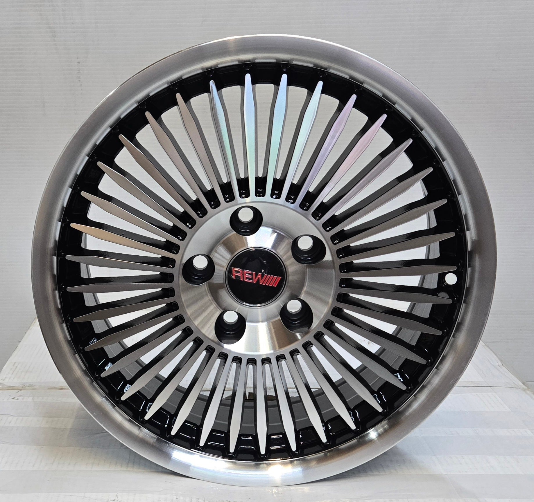 B260 16x6.5 5x114.3 PIANO BLACK MACHINED CB73.1 ET30