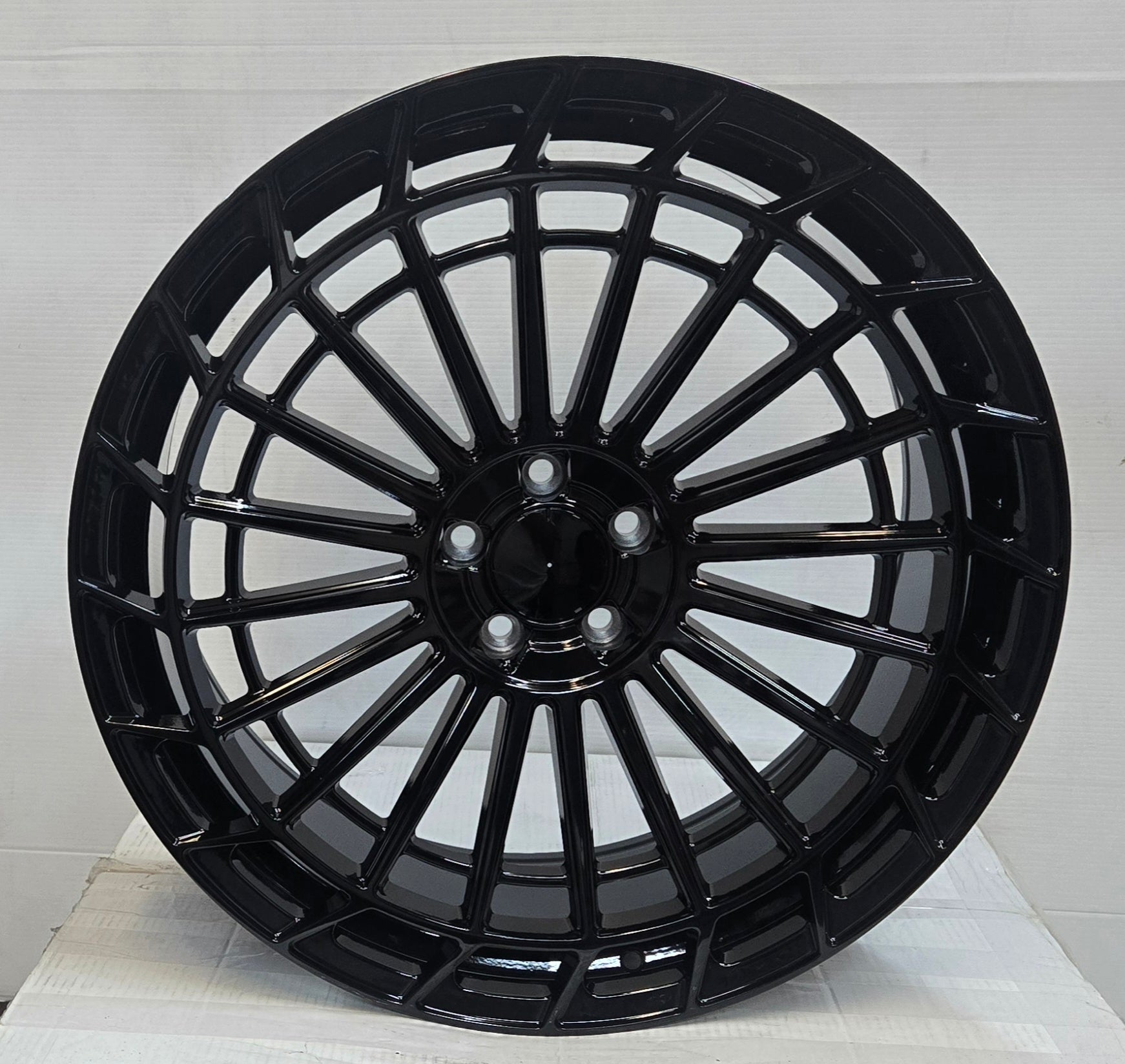 FB780 22X10.5 5X112 PIANO BLACK CB66.6 ET43