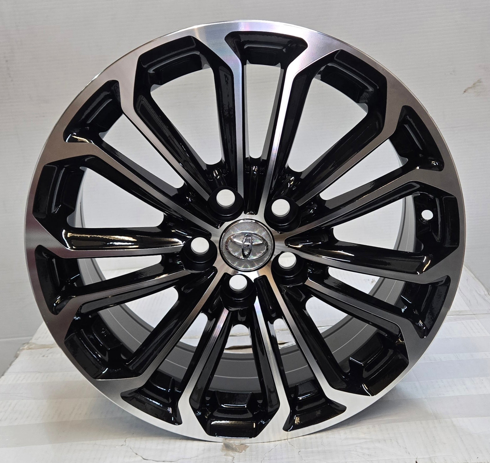 W221 5X100 BLACK MACHINWD FACE CB54.1 ET39