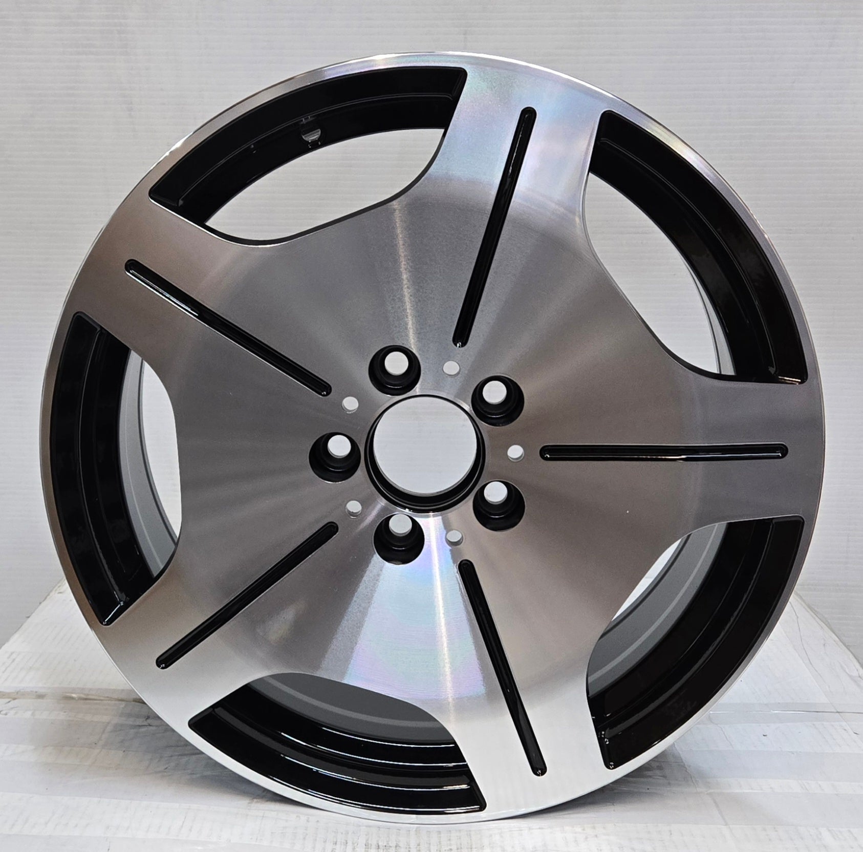 FBX035-7 17X7.5 5X112 BLACK MACHINED FACE CB66.6 ET35
