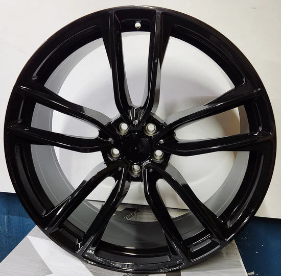 RM63 22X9.0 5X112 GLOSS BLACK CB66.6 ET32