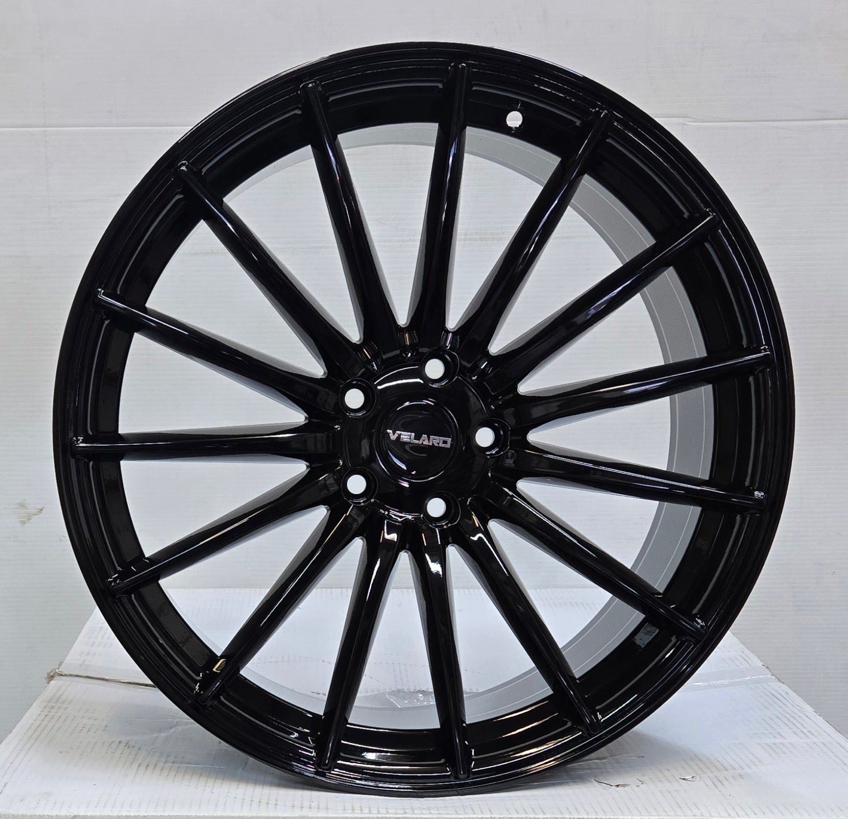 VR-34B 20X8.5 5X114.3 GLOSS BLACK CB73.1 ET35
