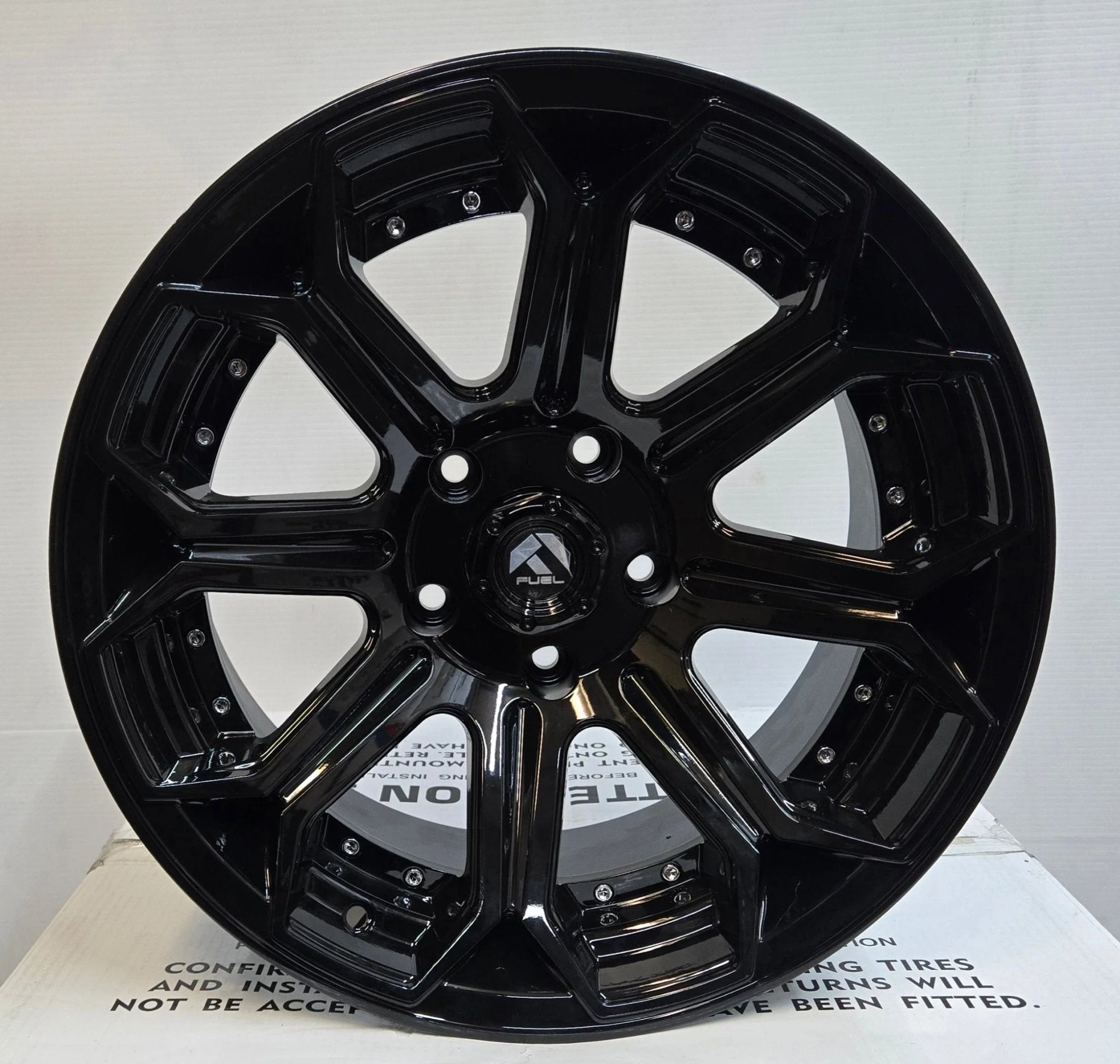 SHOGUN JT191 FUEL 17 17x9.0 5x127 GLOSS BLACK CHROME RIVETS