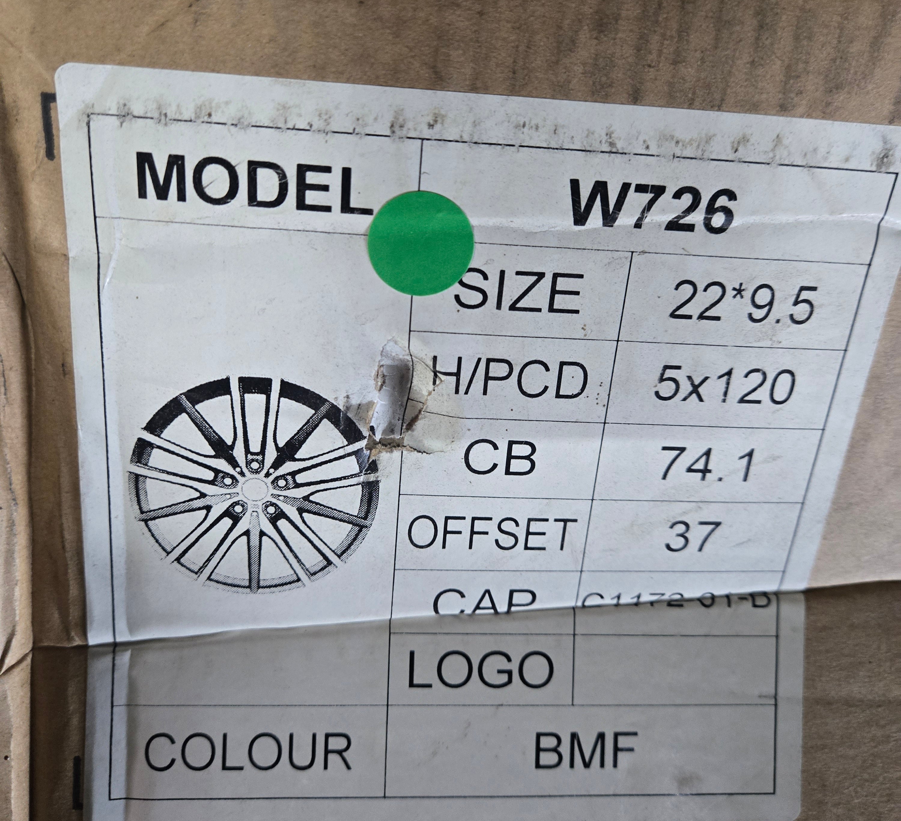 W726 22X9.5 5X120 BLACK MACHINED FACE CB74.1 ET37