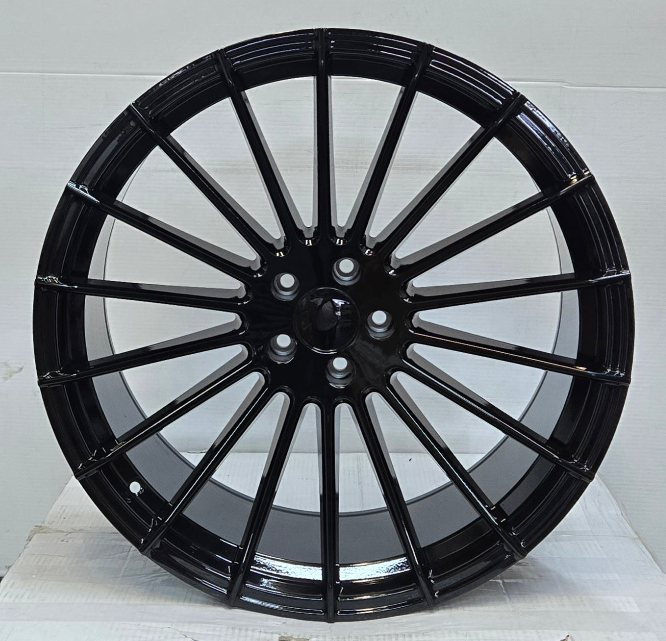 0124 887 22x10.5 5x112 GLOSS BLACK CB66.6 ET35